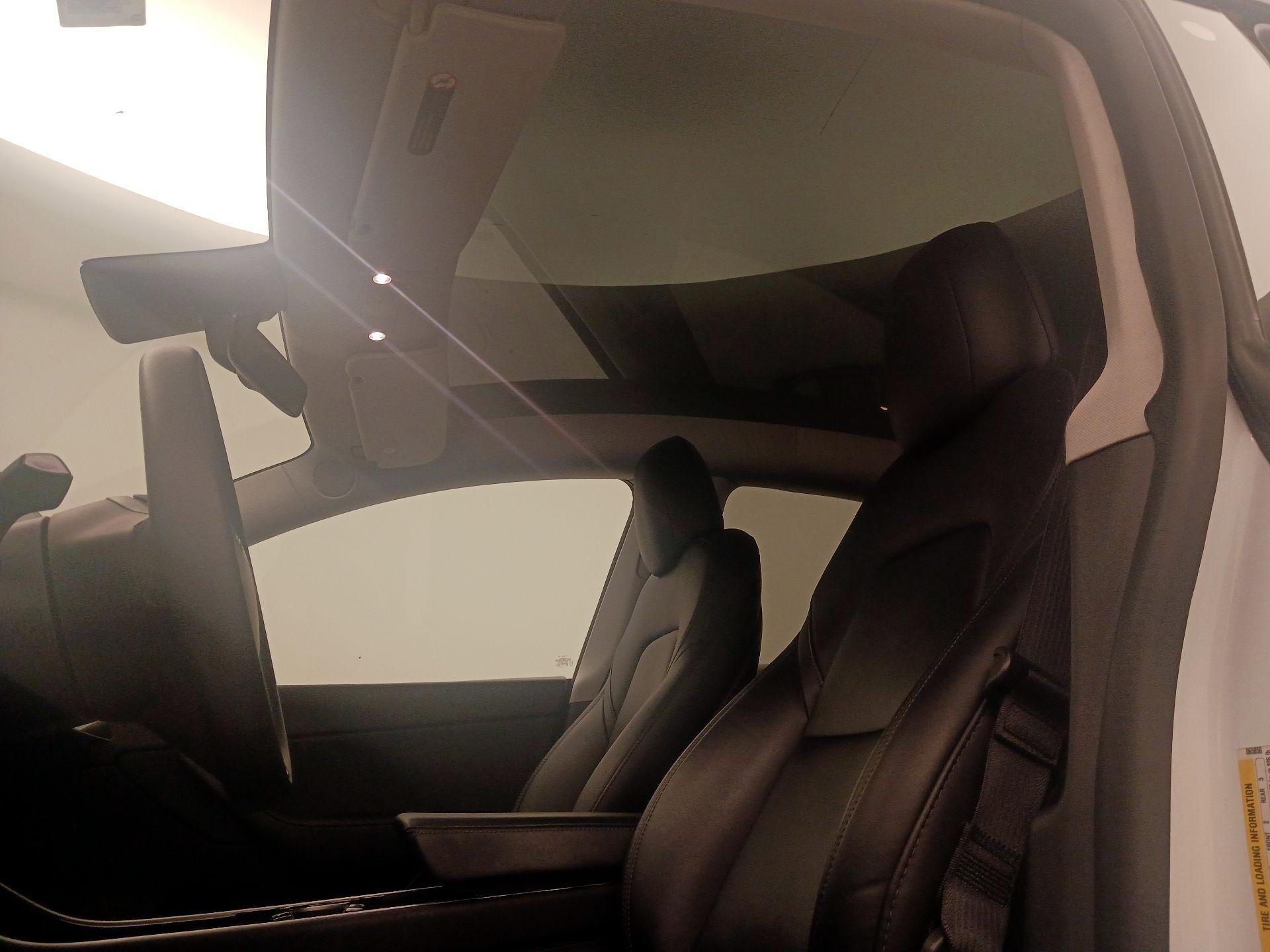 Thumbnail: 2021 Tesla Model Y - 18