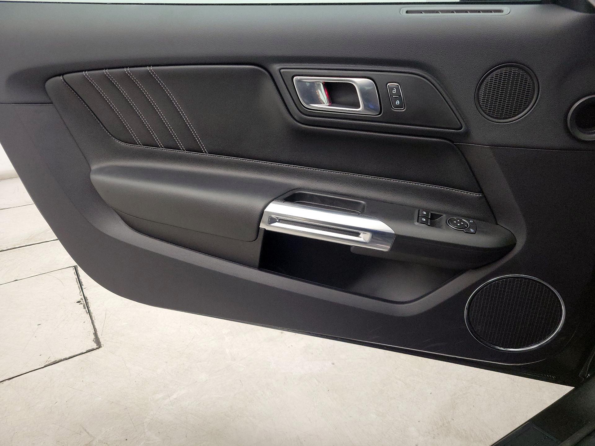 Thumbnail: 2019 Ford Mustang - 12