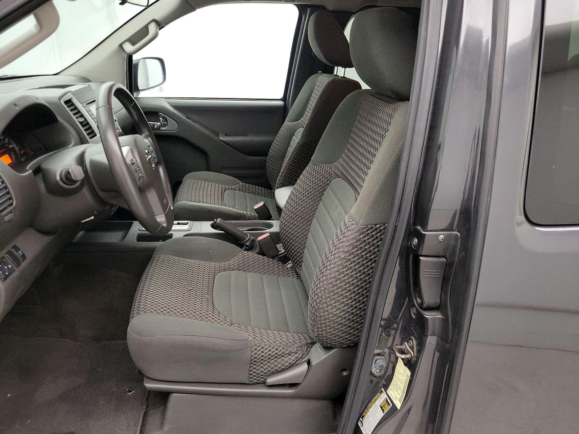 Thumbnail: 2015 Nissan Frontier - 11