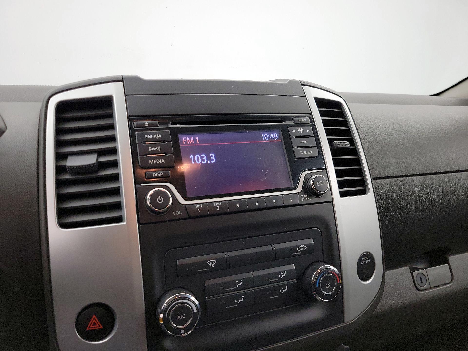 Thumbnail: 2015 Nissan Frontier - 14