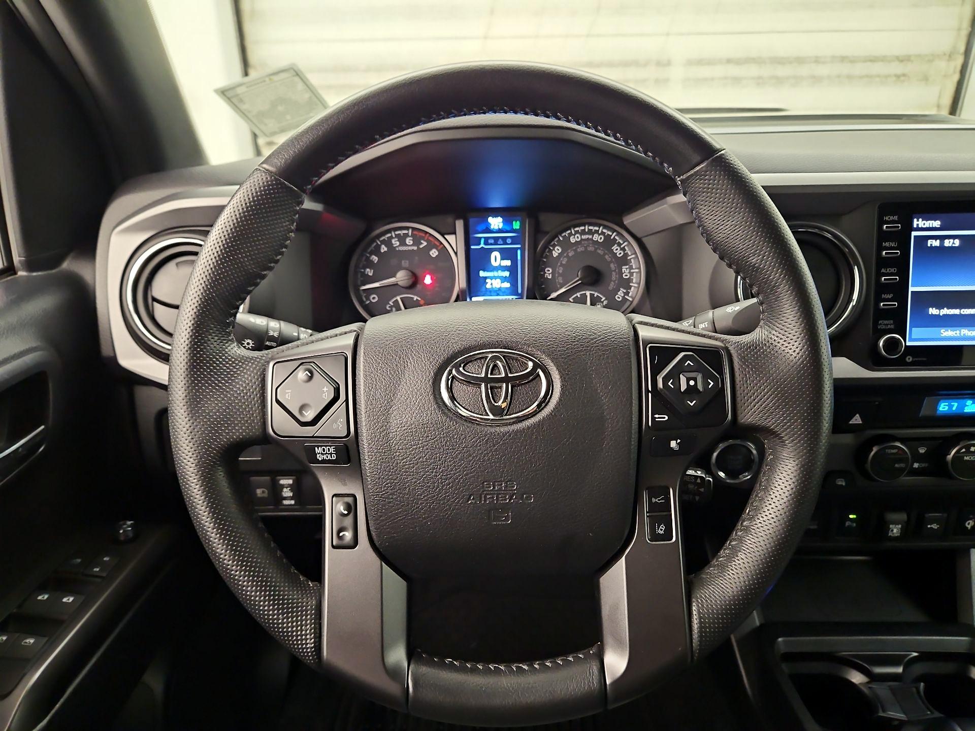 Thumbnail: 2021 Toyota Tacoma - 10