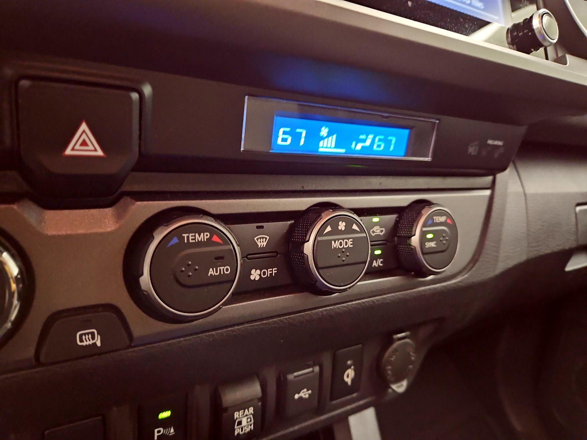 Thumbnail: 2021 Toyota Tacoma - 16