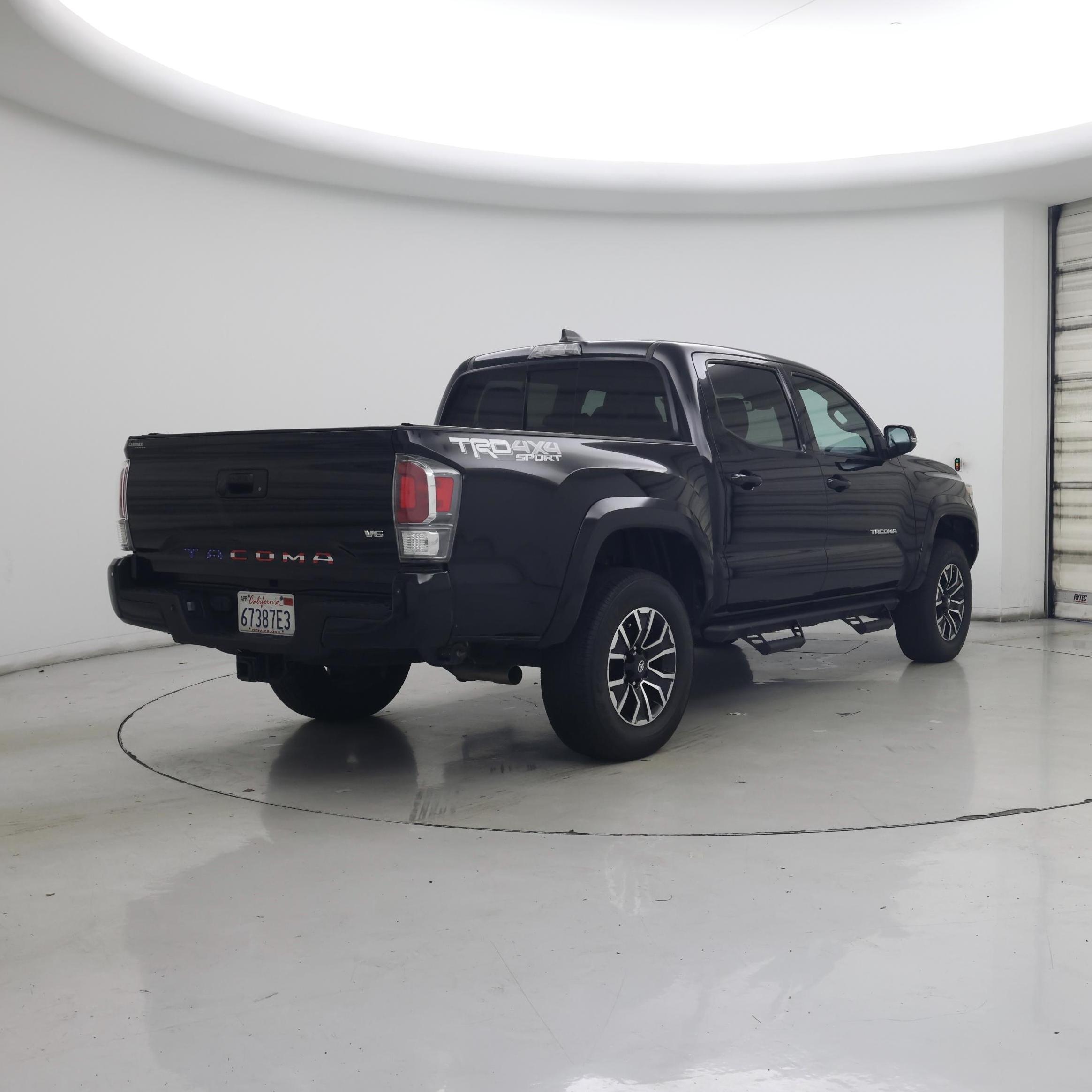 Thumbnail: 2021 Toyota Tacoma - 8