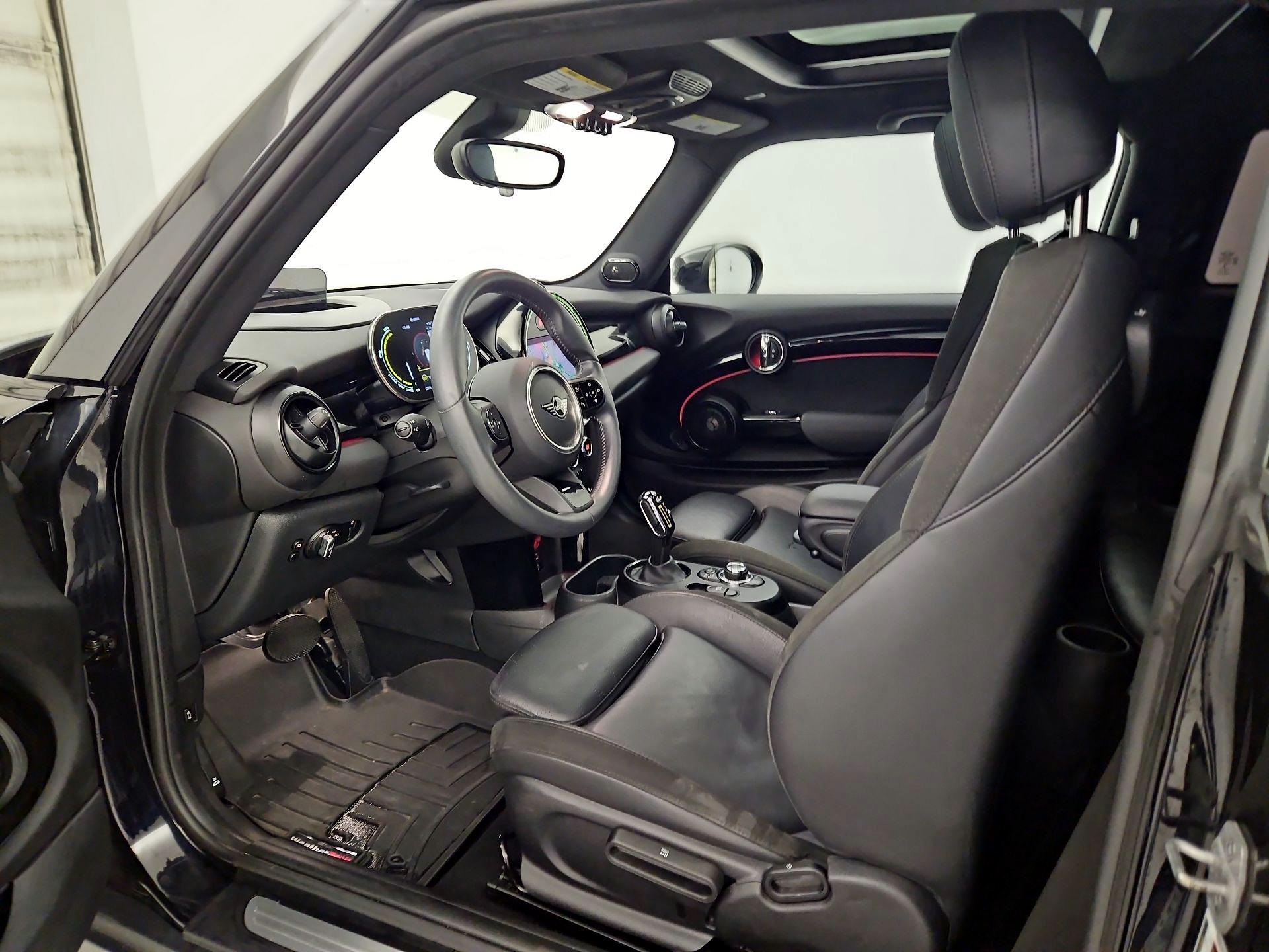 Thumbnail: 2023 MINI Cooper Hardtop - 11