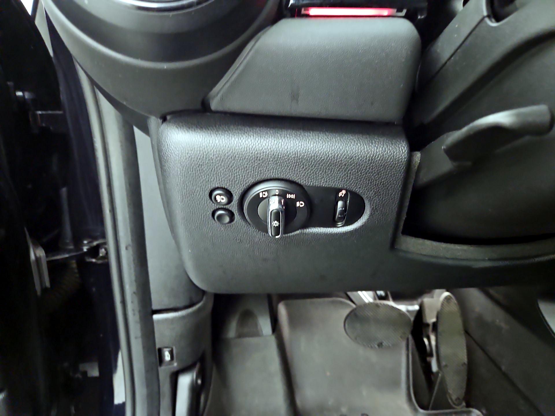 Thumbnail: 2023 MINI Cooper Hardtop - 13