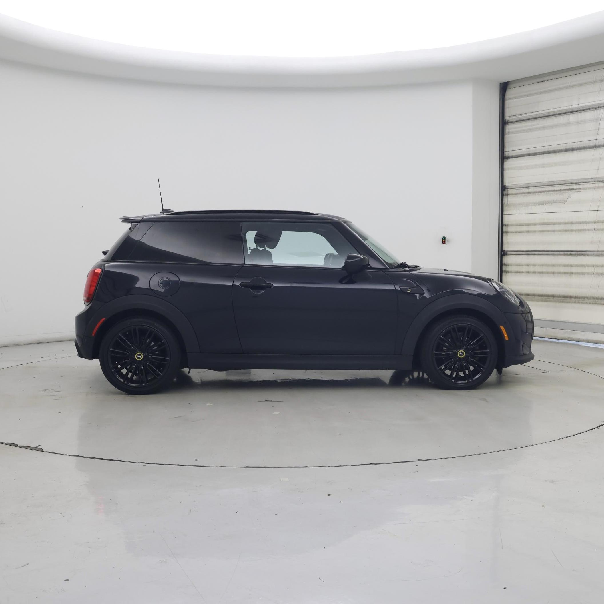 Thumbnail: 2023 MINI Cooper Hardtop - 7