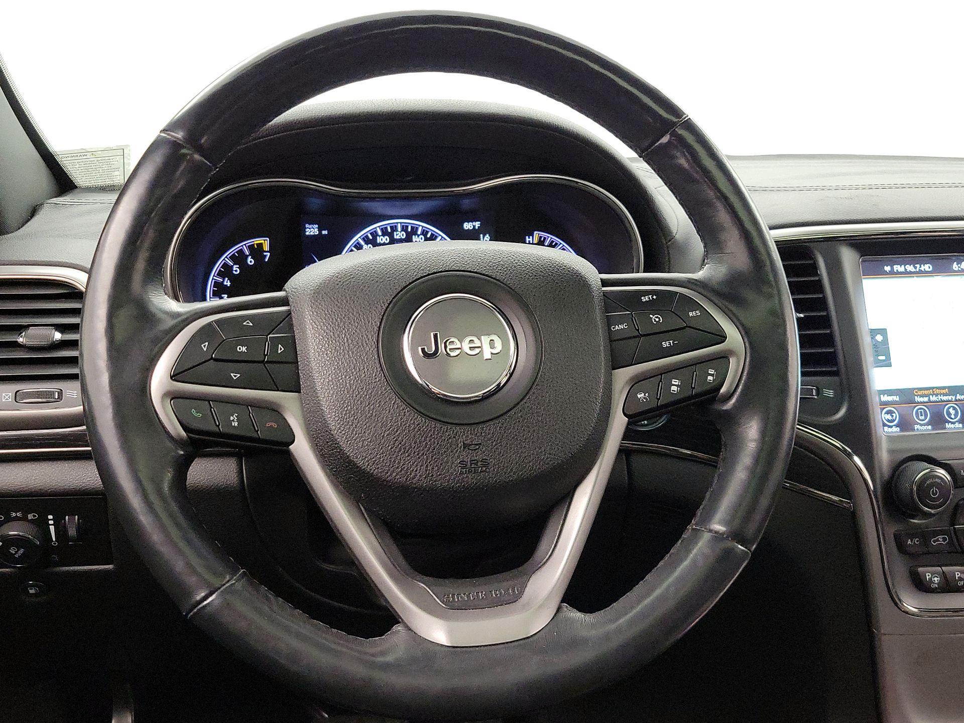 Thumbnail: 2018 Jeep Grand Cherokee - 10
