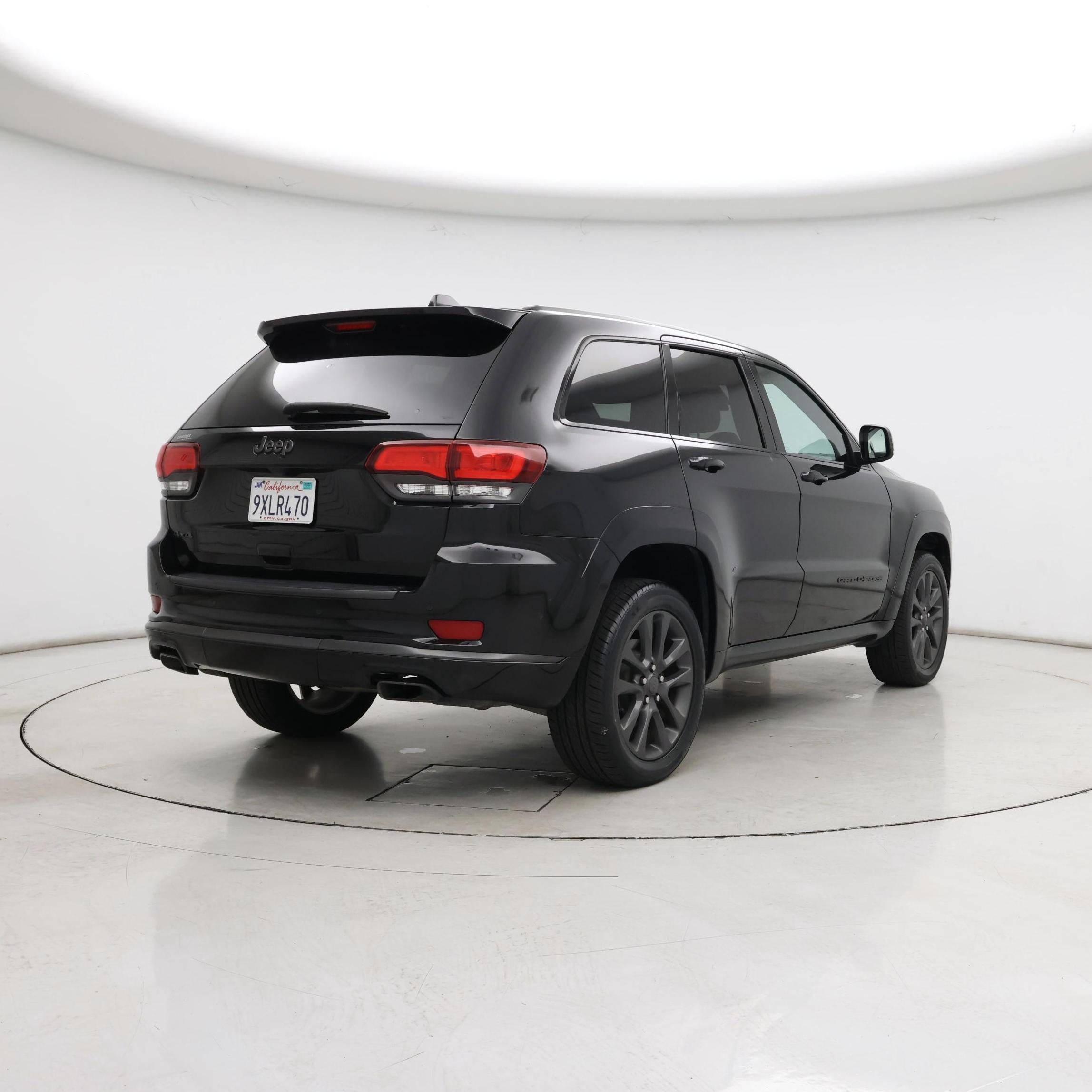 Thumbnail: 2018 Jeep Grand Cherokee - 8