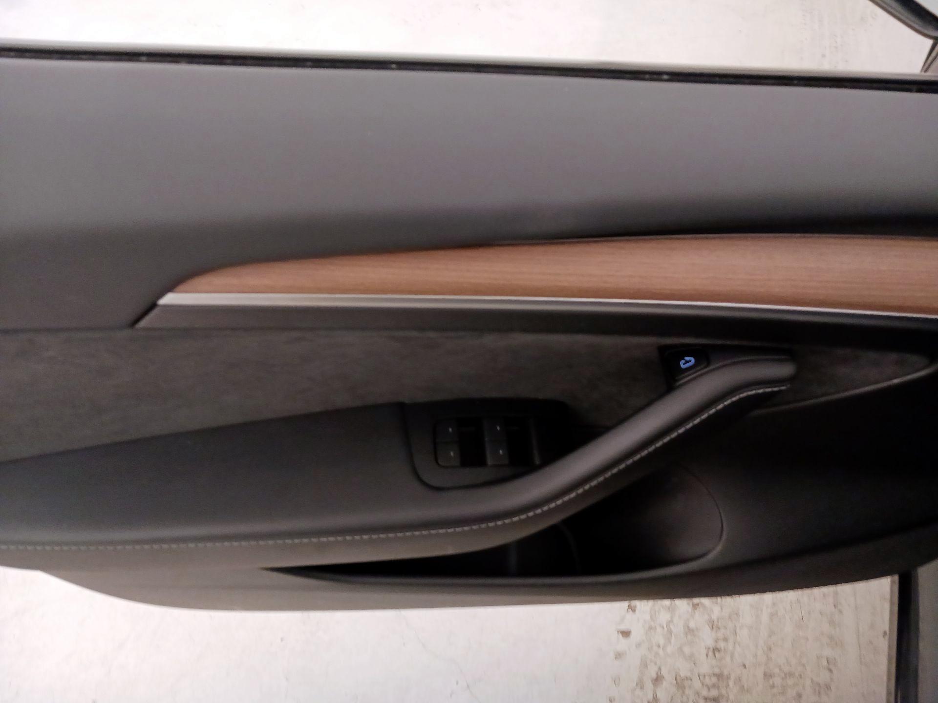 Thumbnail: 2023 Tesla Model 3 - 12