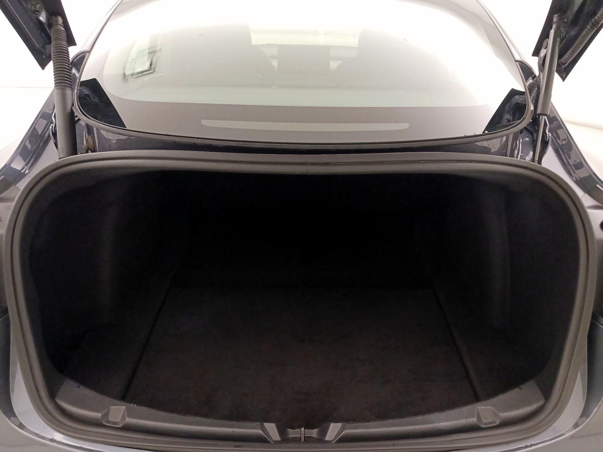 Thumbnail: 2023 Tesla Model 3 - 20