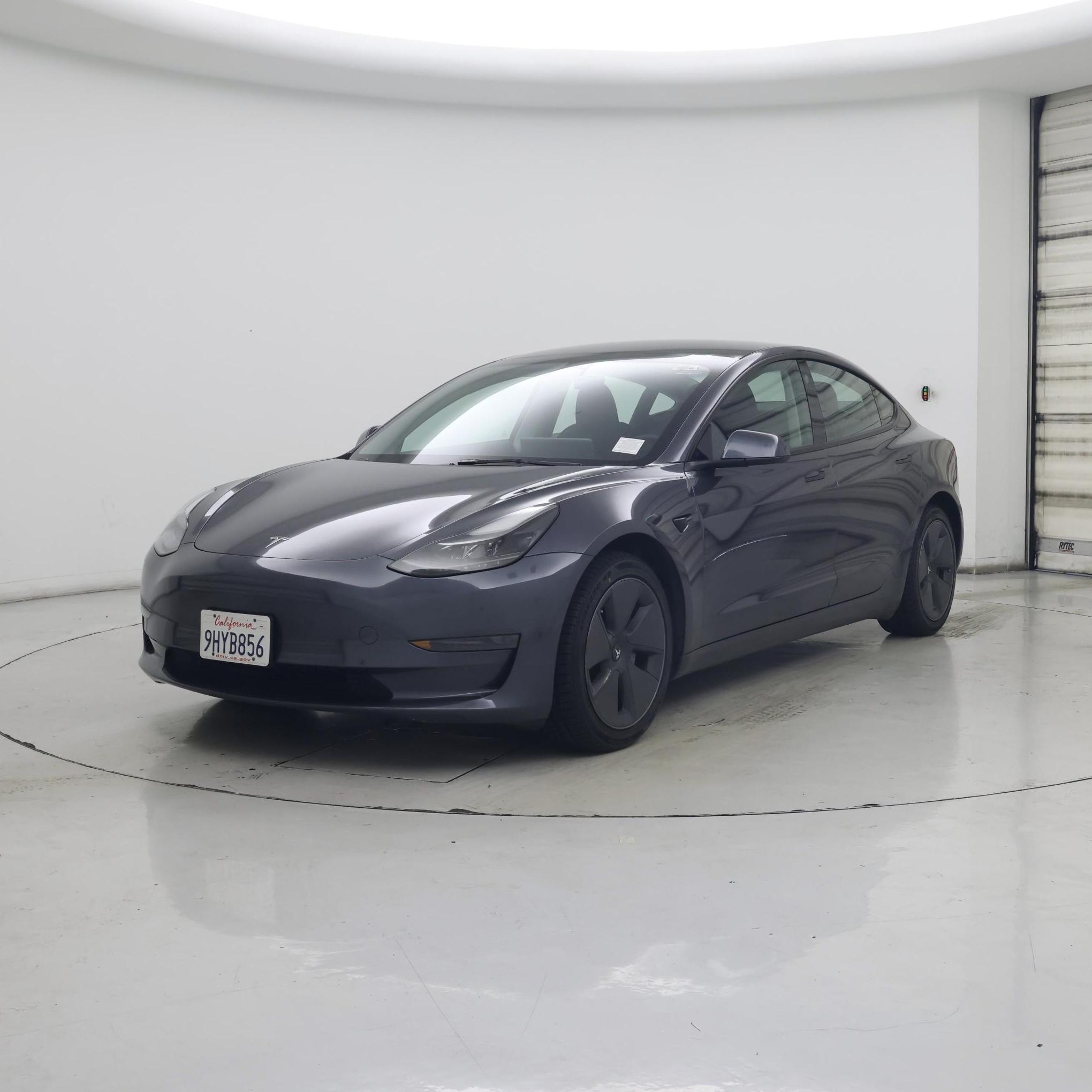 Thumbnail: 2023 Tesla Model 3 - 4