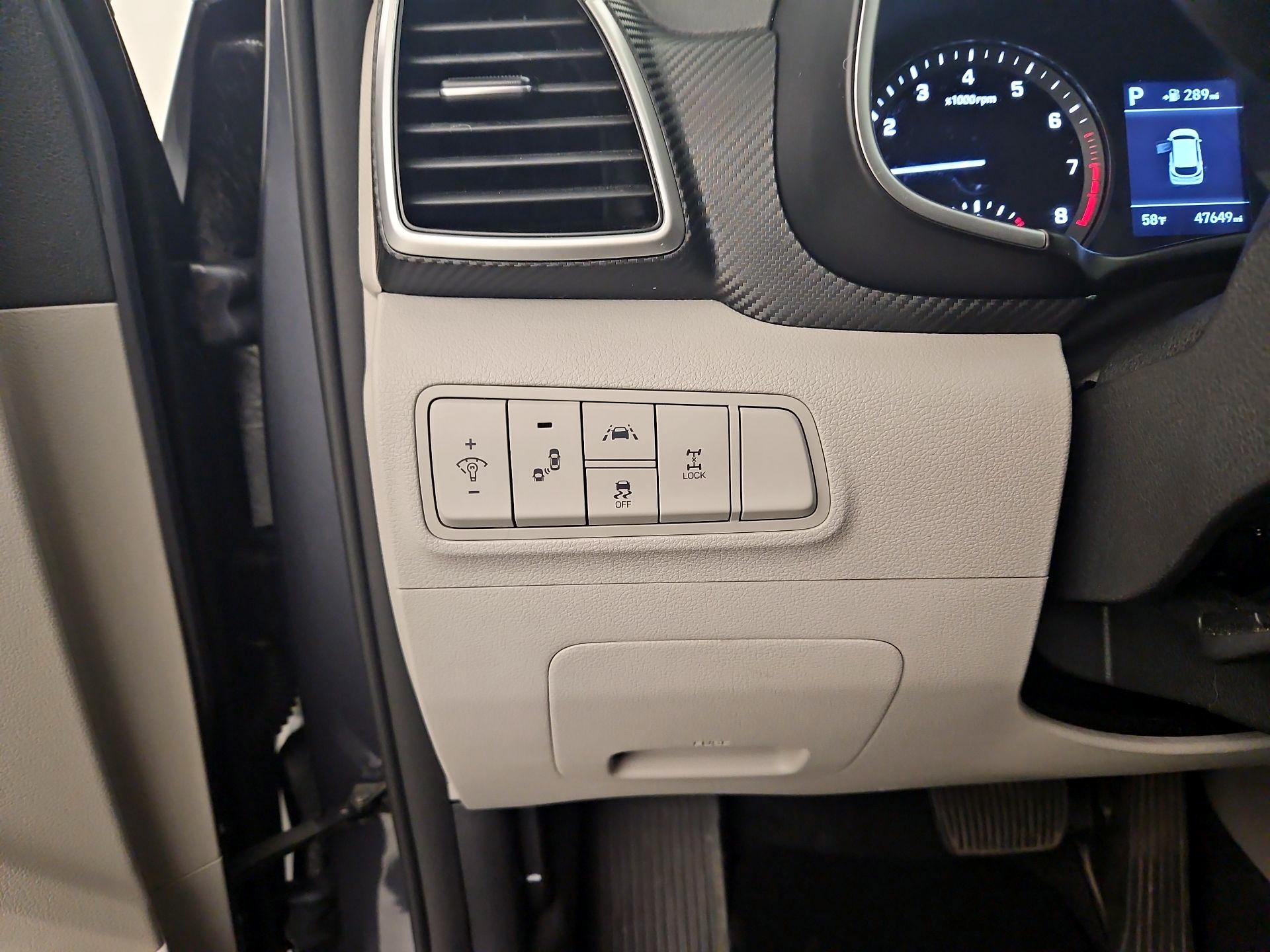 Thumbnail: 2019 Hyundai Tucson - 13