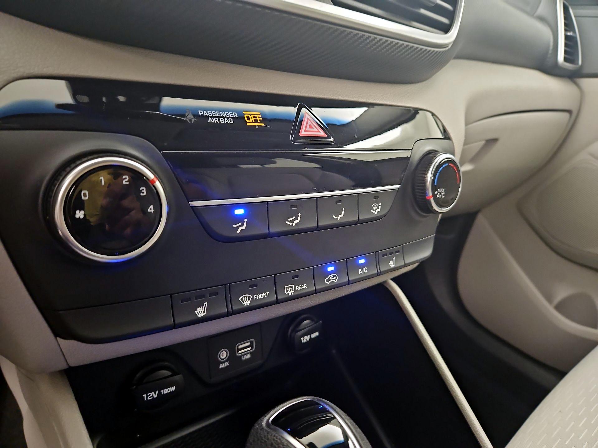 Thumbnail: 2019 Hyundai Tucson - 16