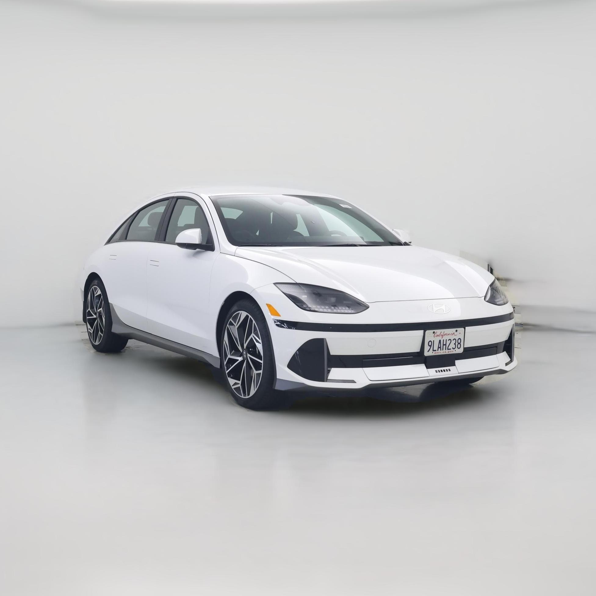 Thumbnail: 2024 Hyundai Ioniq 6 - 1