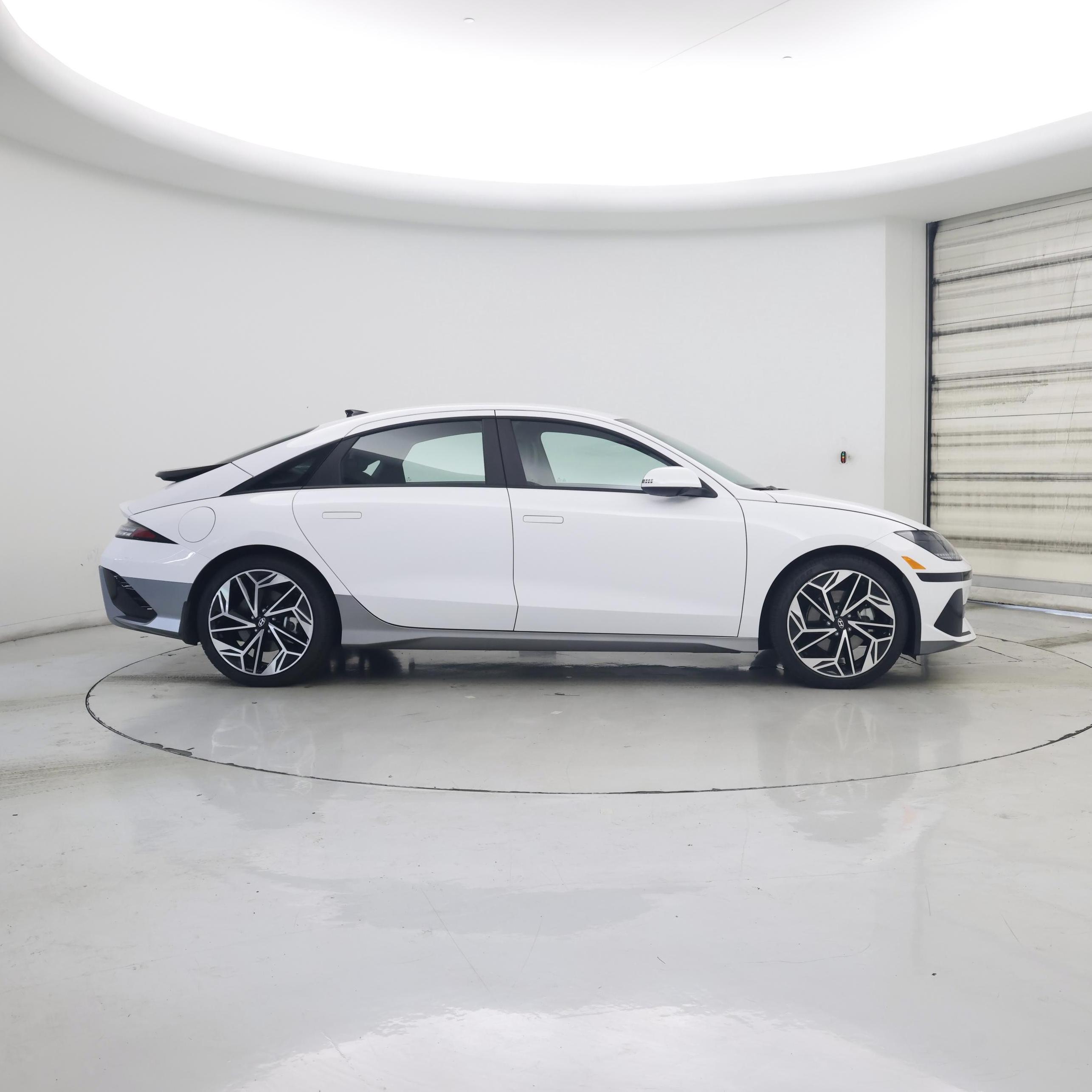 Thumbnail: 2024 Hyundai Ioniq 6 - 7
