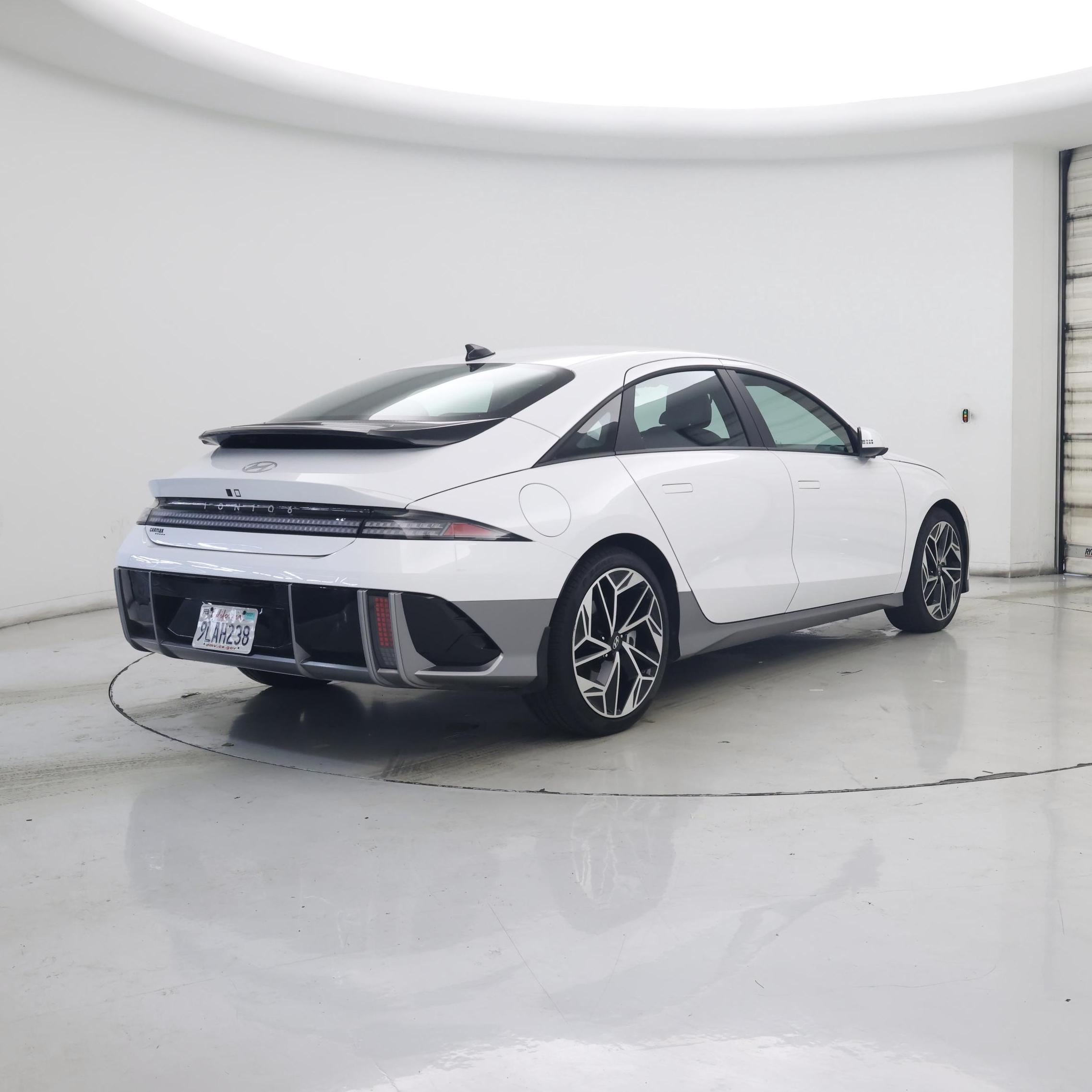 Thumbnail: 2024 Hyundai Ioniq 6 - 8