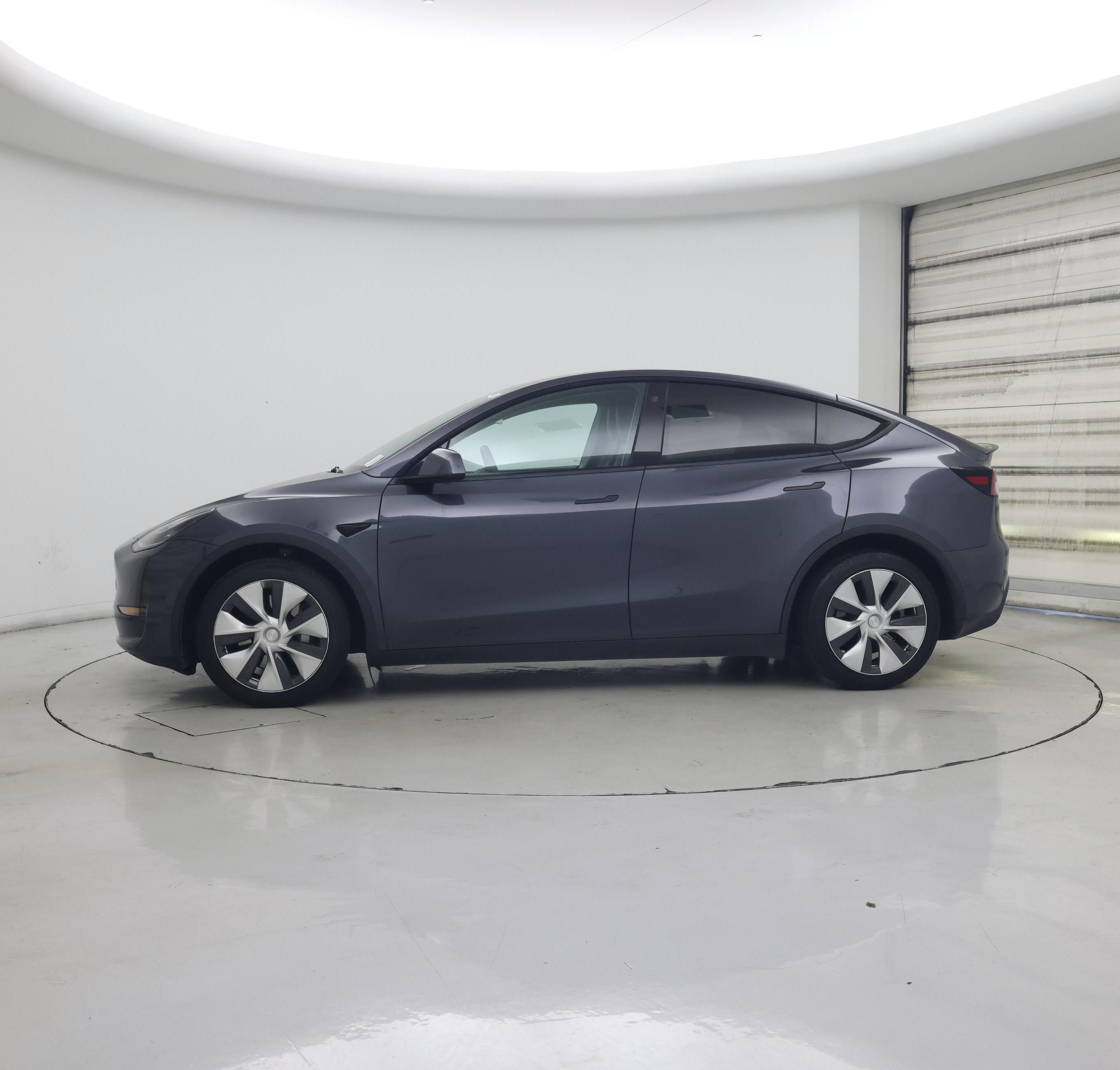 Thumbnail: 2022 Tesla Model Y - 3