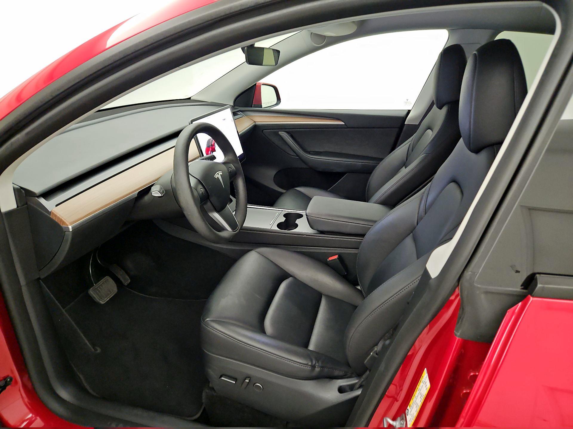 Thumbnail: 2023 Tesla Model Y - 11