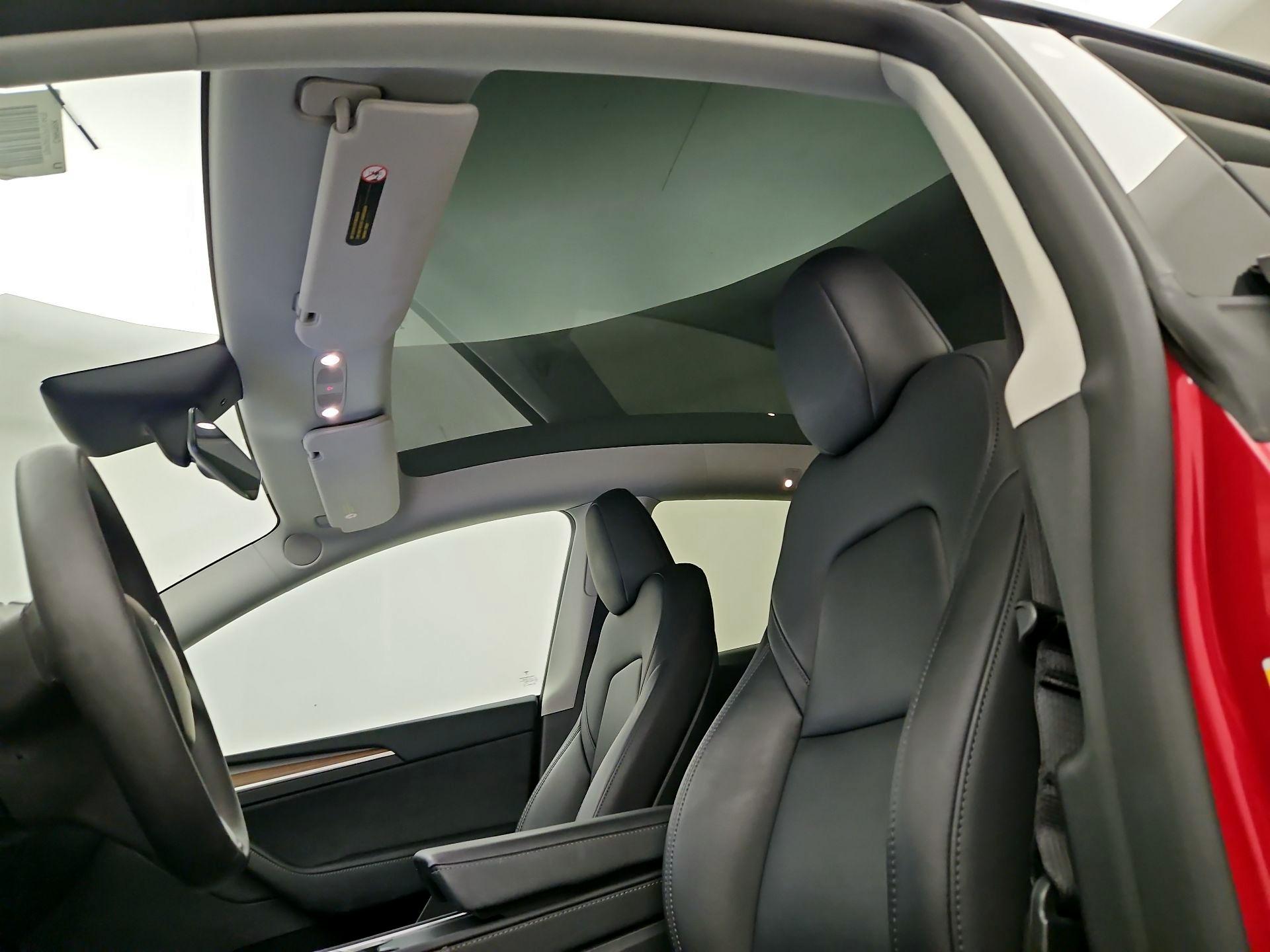 Thumbnail: 2023 Tesla Model Y - 18