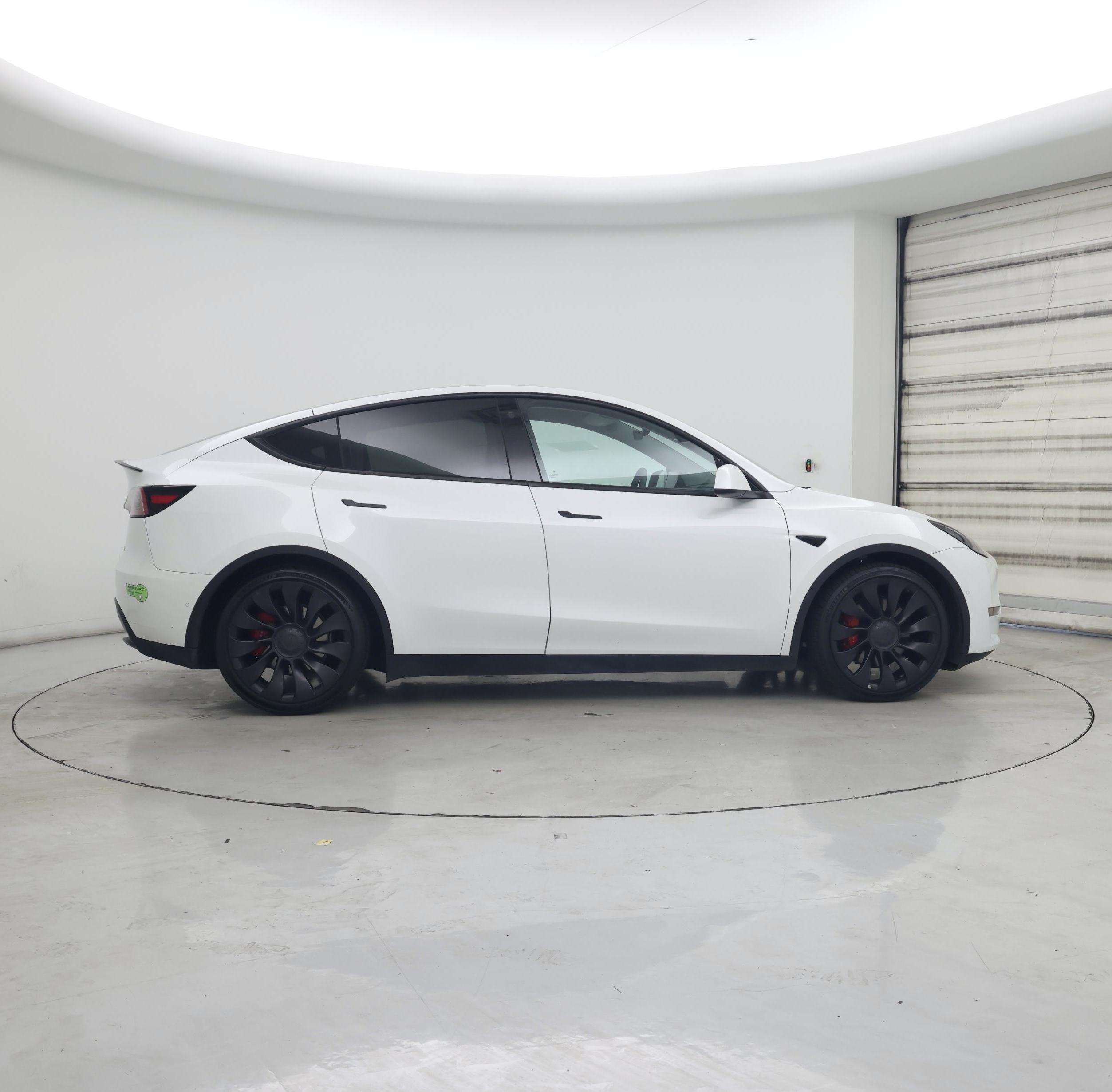Thumbnail: 2022 Tesla Model Y - 7