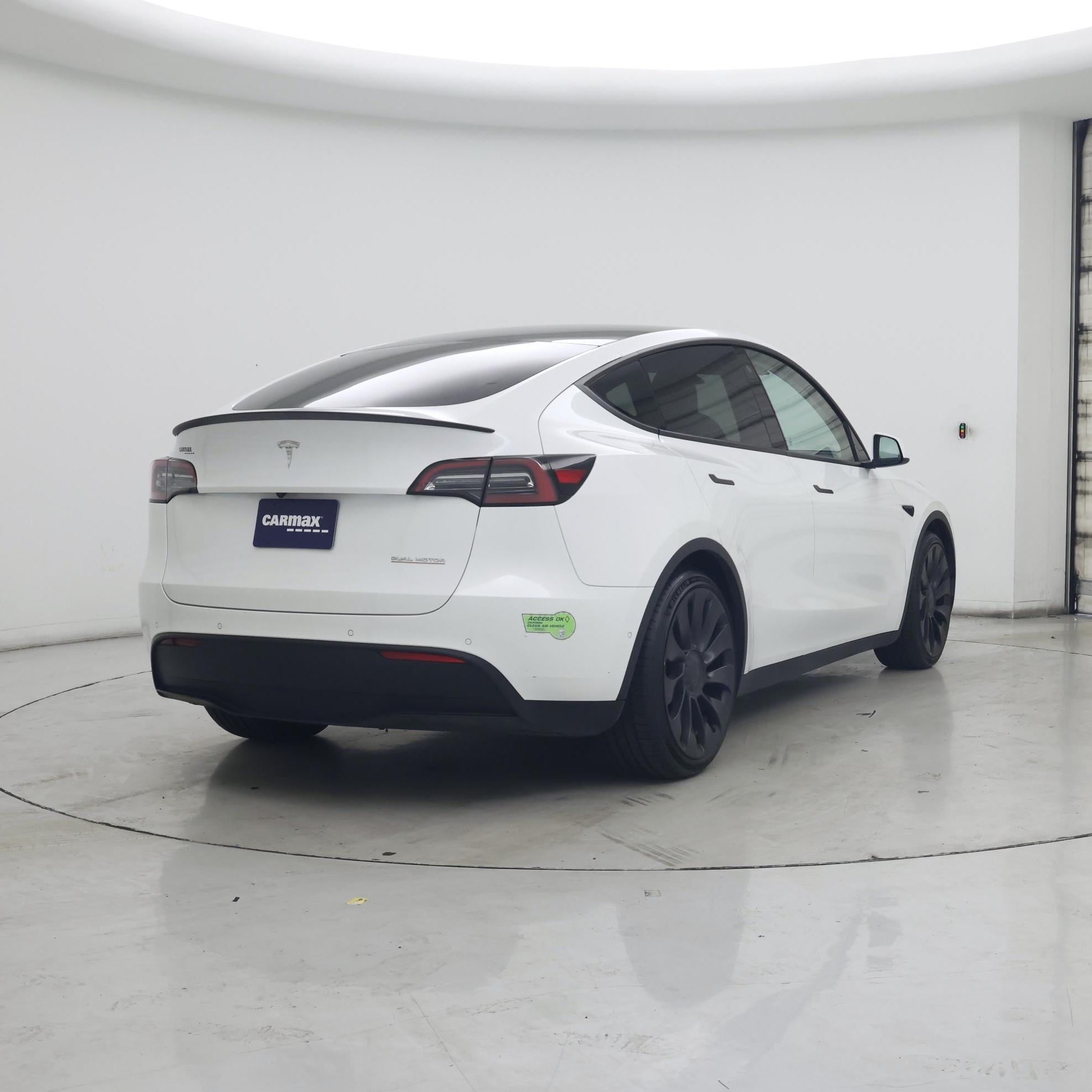 Thumbnail: 2022 Tesla Model Y - 8