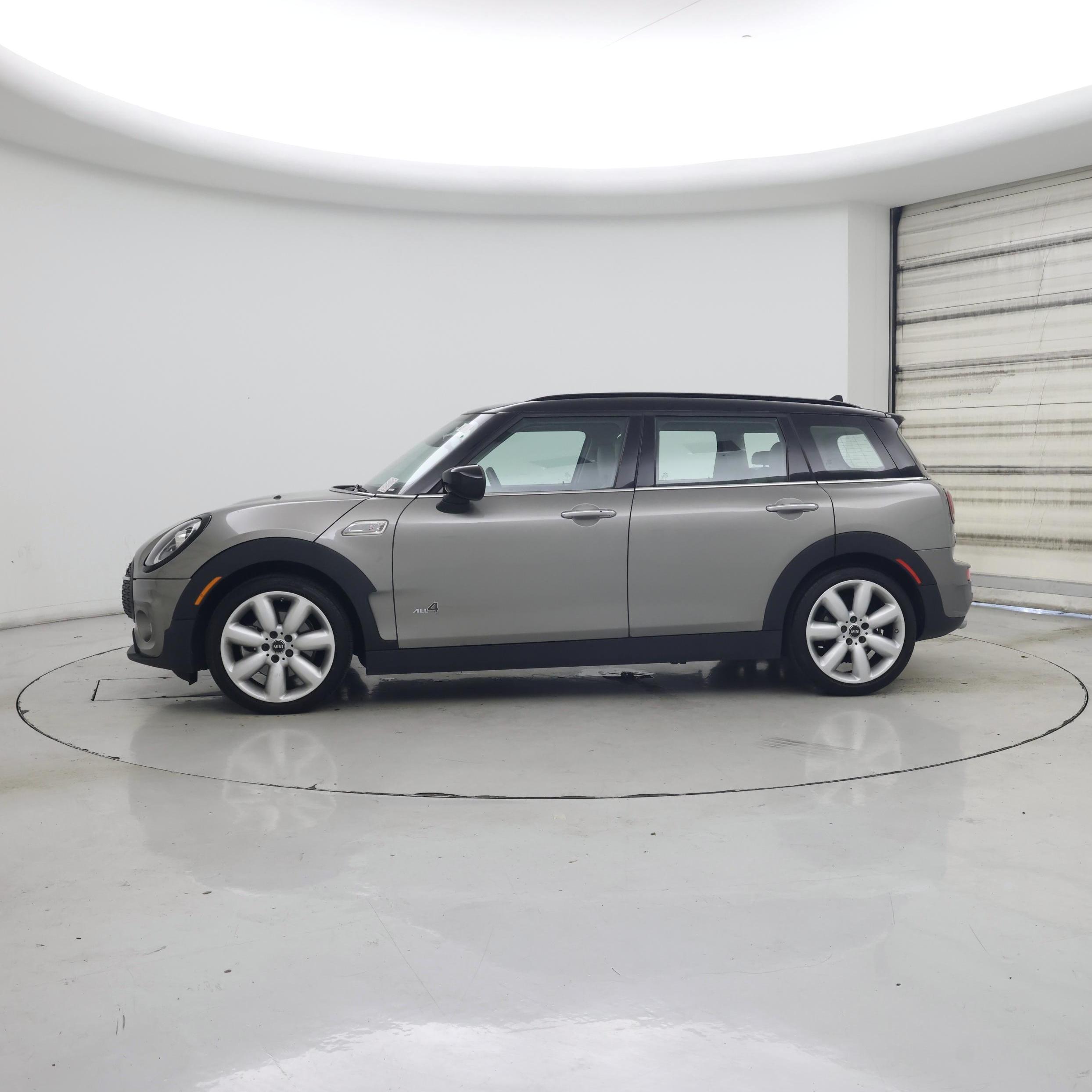 Thumbnail: 2020 MINI Cooper Clubman - 3