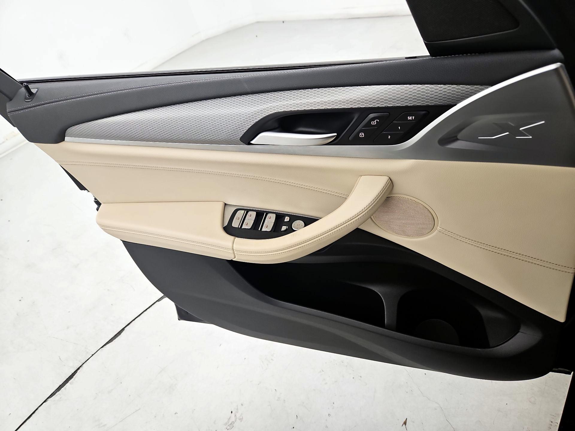 Thumbnail: 2021 BMW X3 - 12