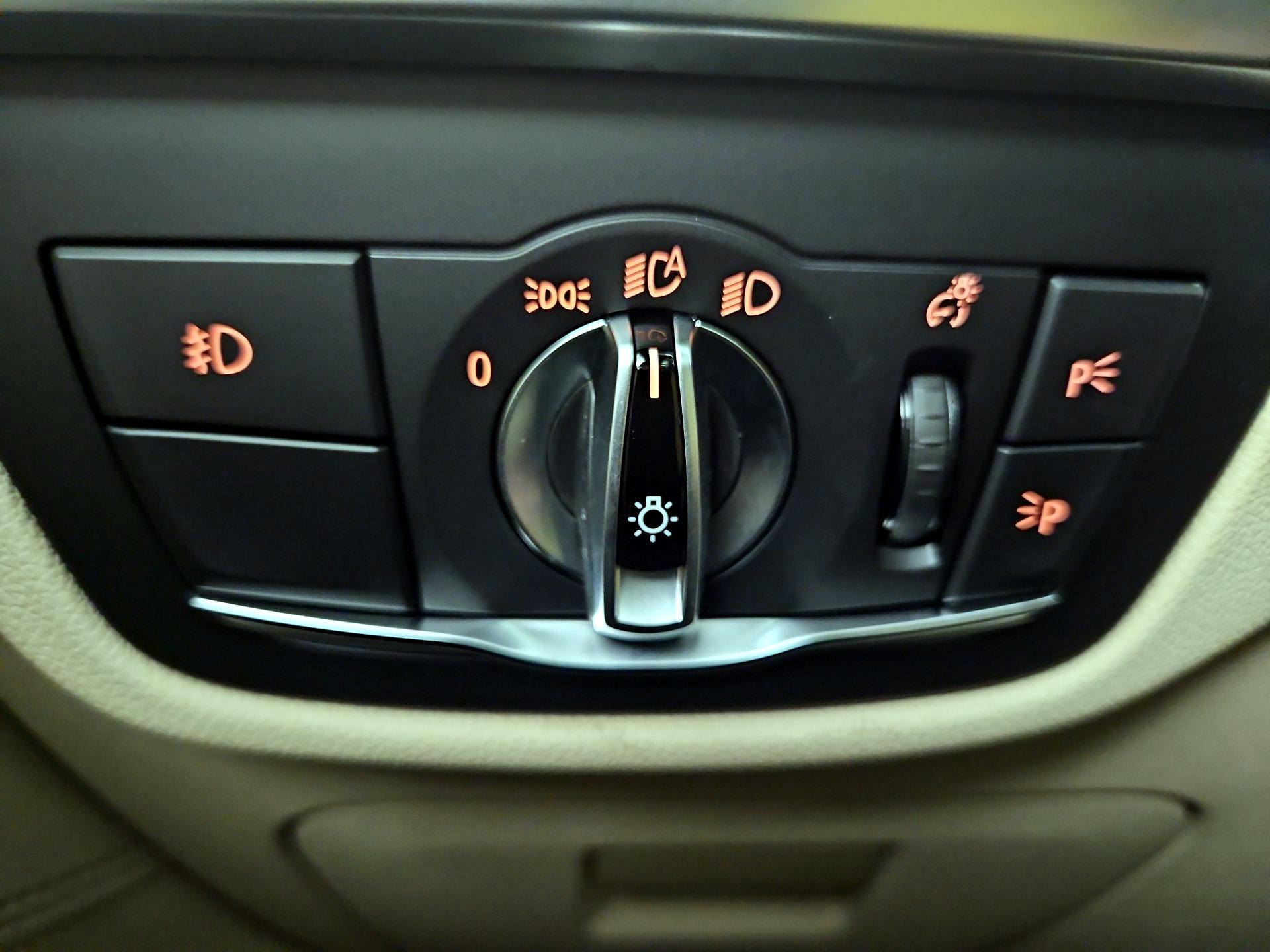 Thumbnail: 2021 BMW X3 - 13