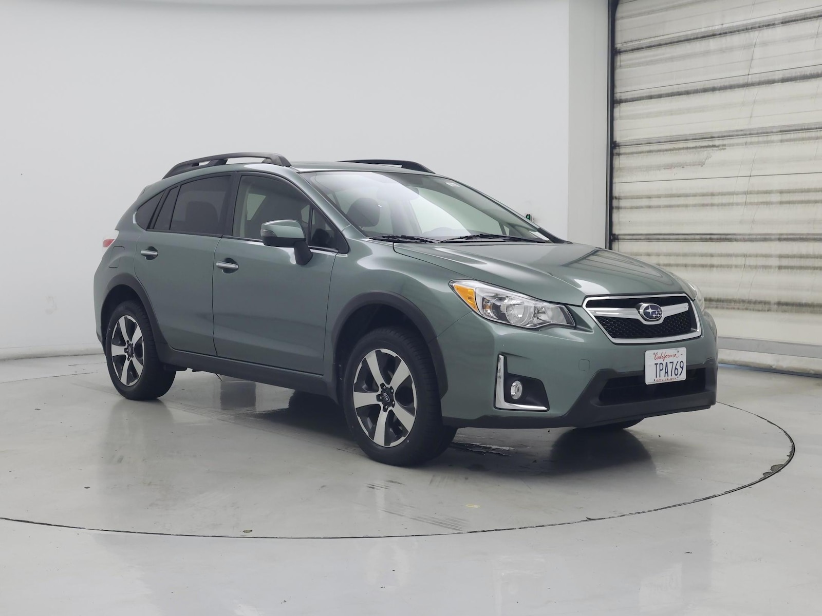 2016 Subaru Crosstrek Hybrid Touring - Photo 2