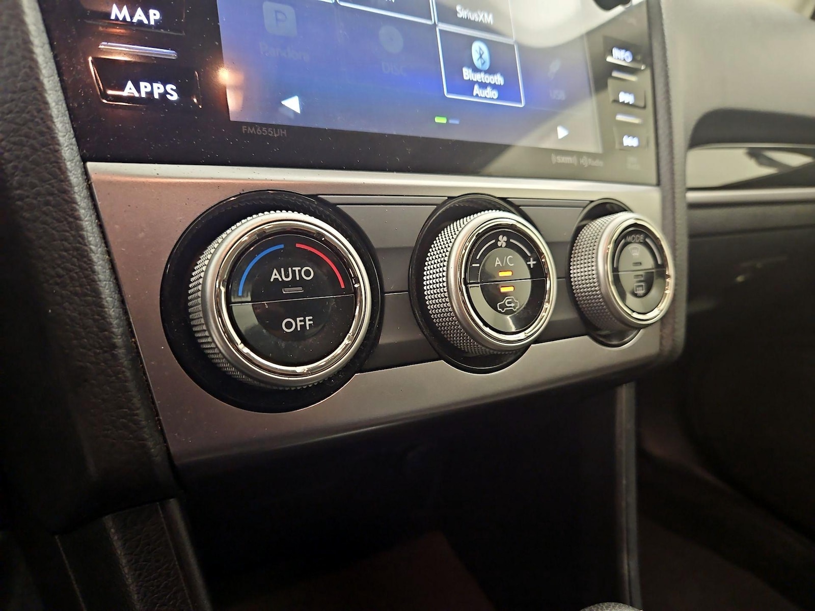 2016 Subaru Crosstrek Hybrid Touring - Photo 17