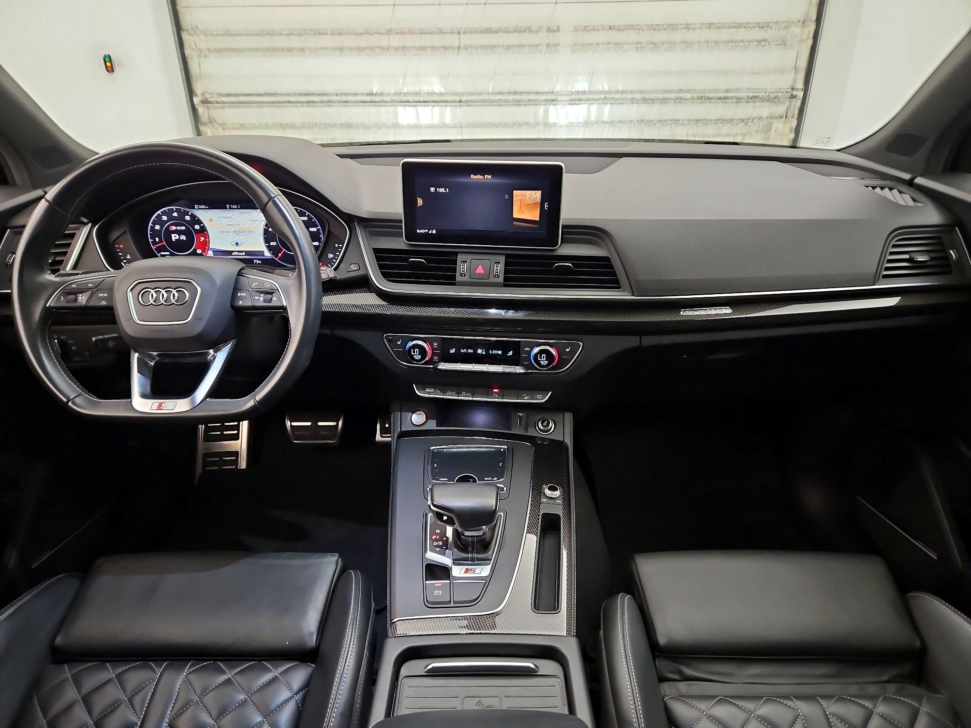Thumbnail: 2020 Audi SQ5 - 9