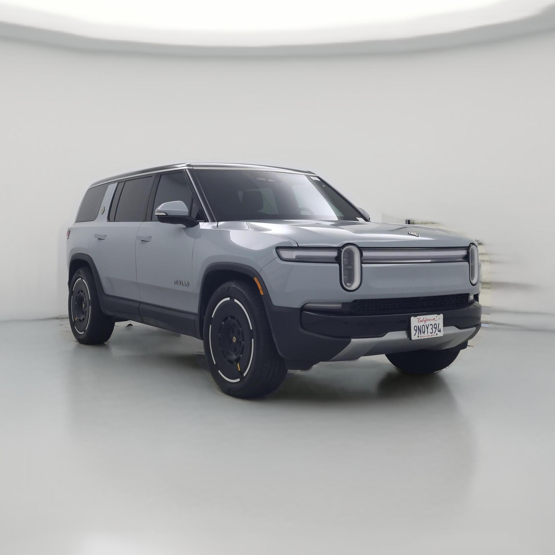 Thumbnail: 2025 Rivian R1S - 1