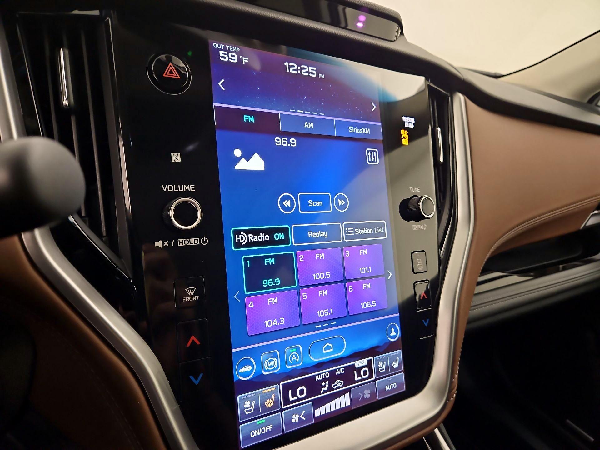 Thumbnail: 2022 Subaru Outback - 16