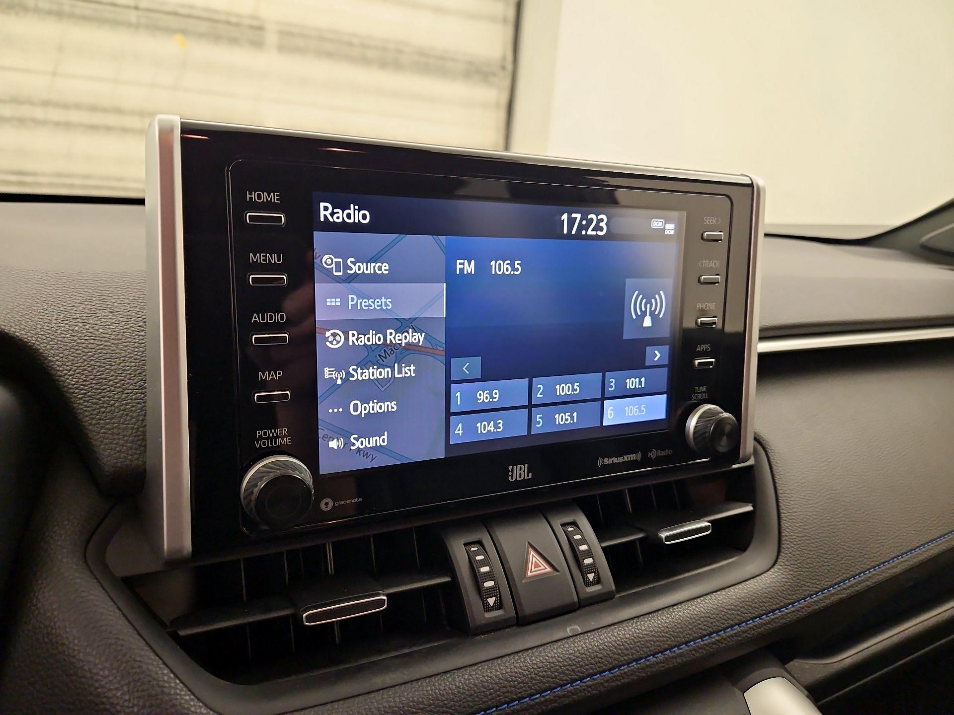 Thumbnail: 2019 Toyota RAV4 - 16