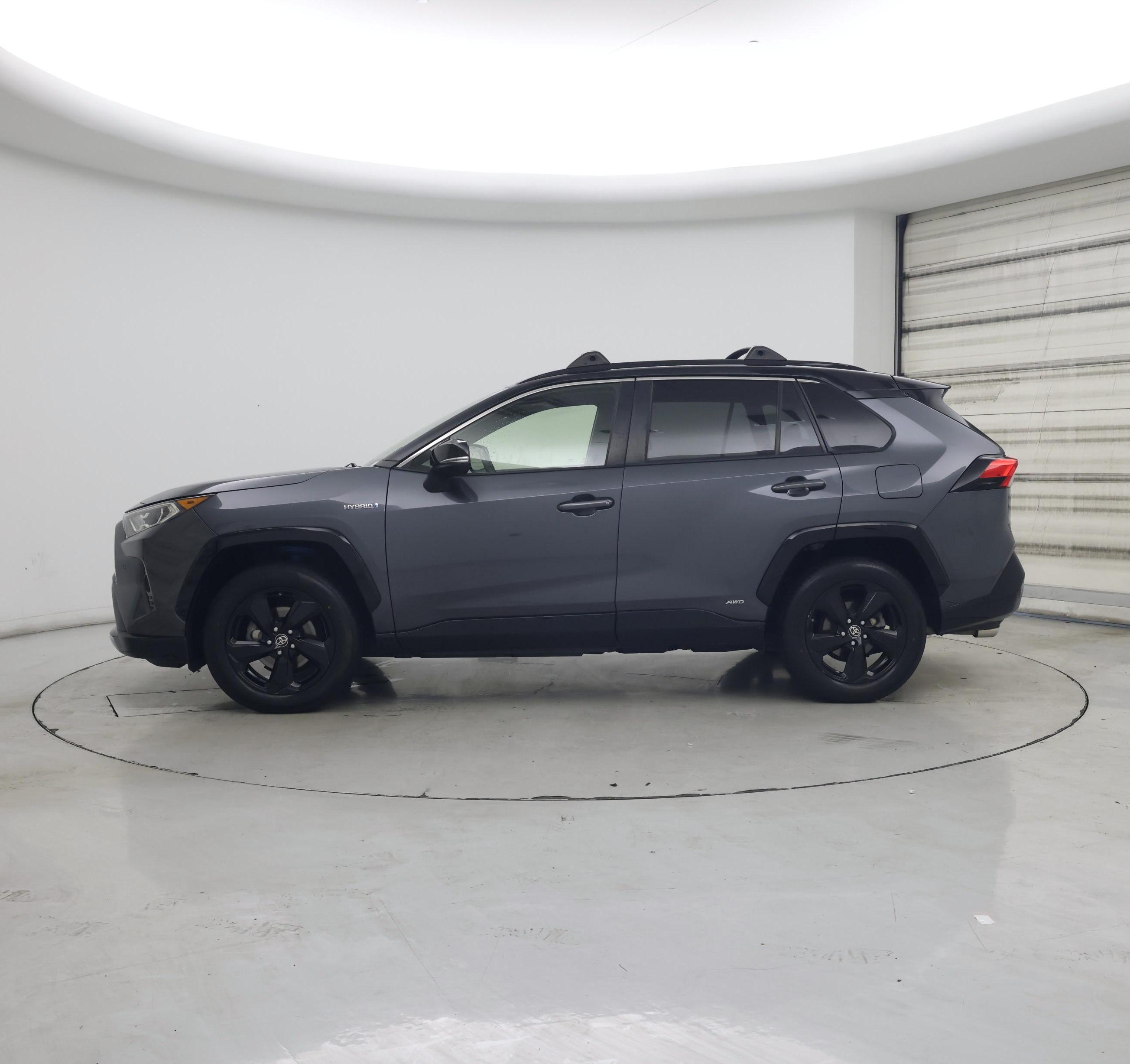 Thumbnail: 2019 Toyota RAV4 - 3