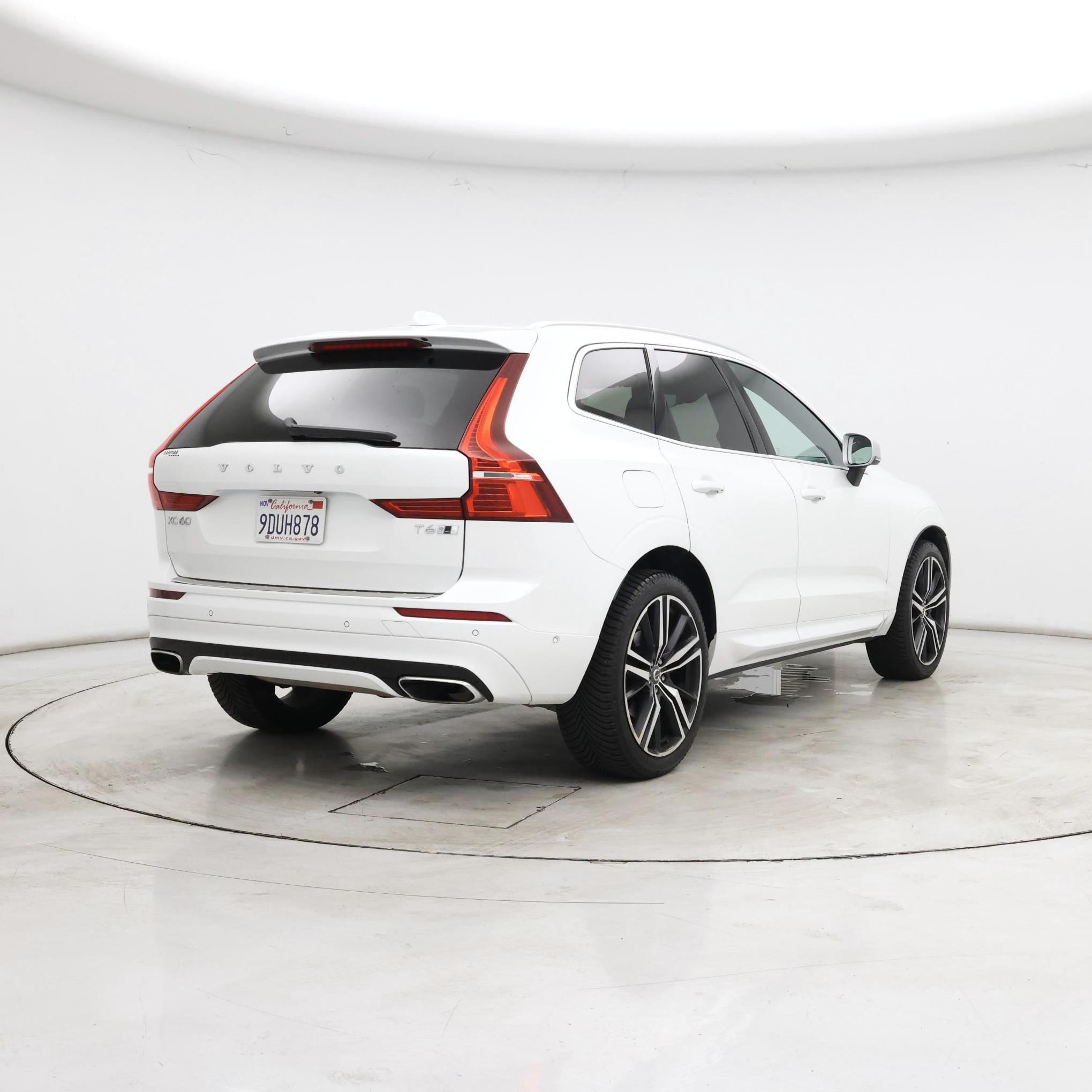 Thumbnail: 2019 Volvo XC60 - 8