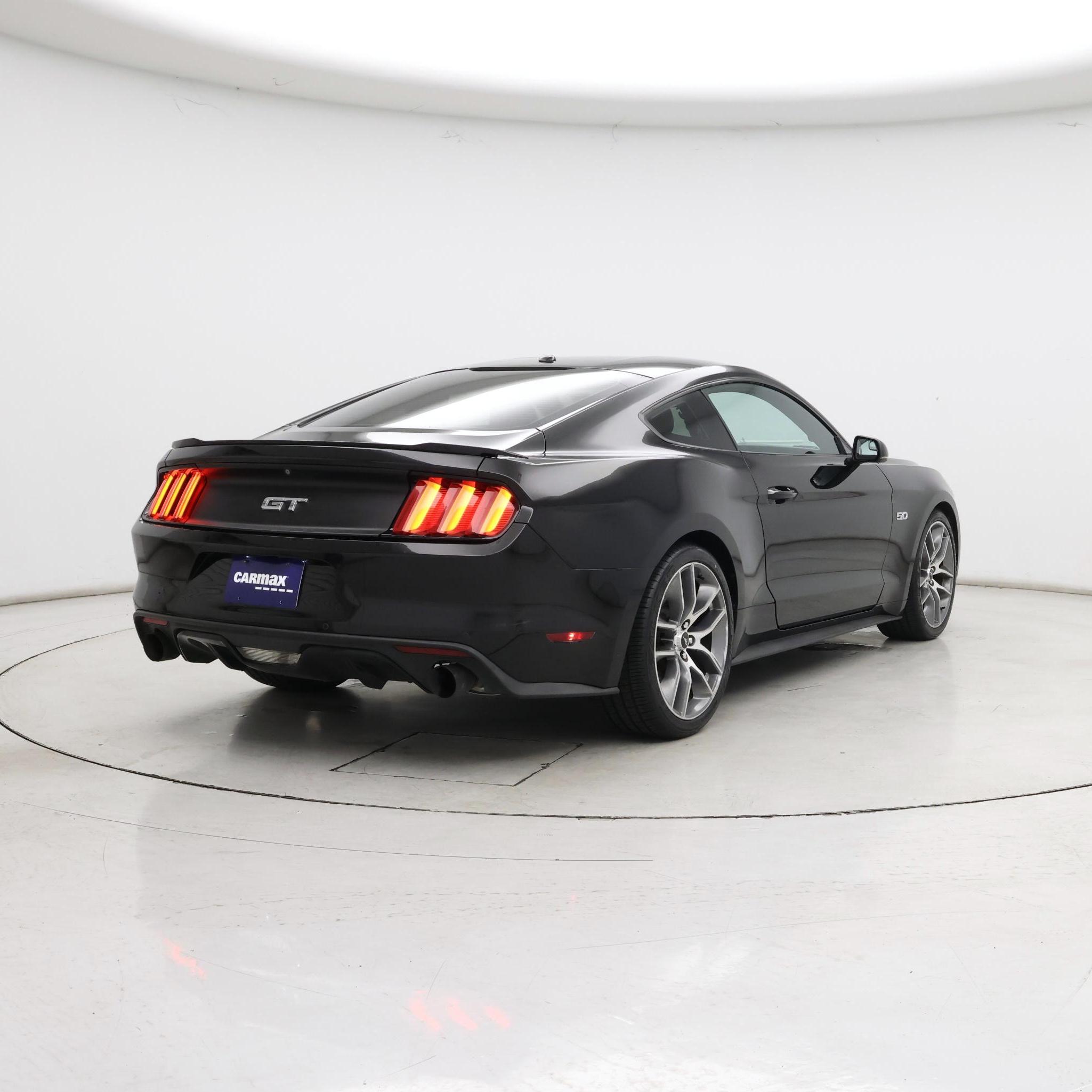 Thumbnail: 2016 Ford Mustang - 8