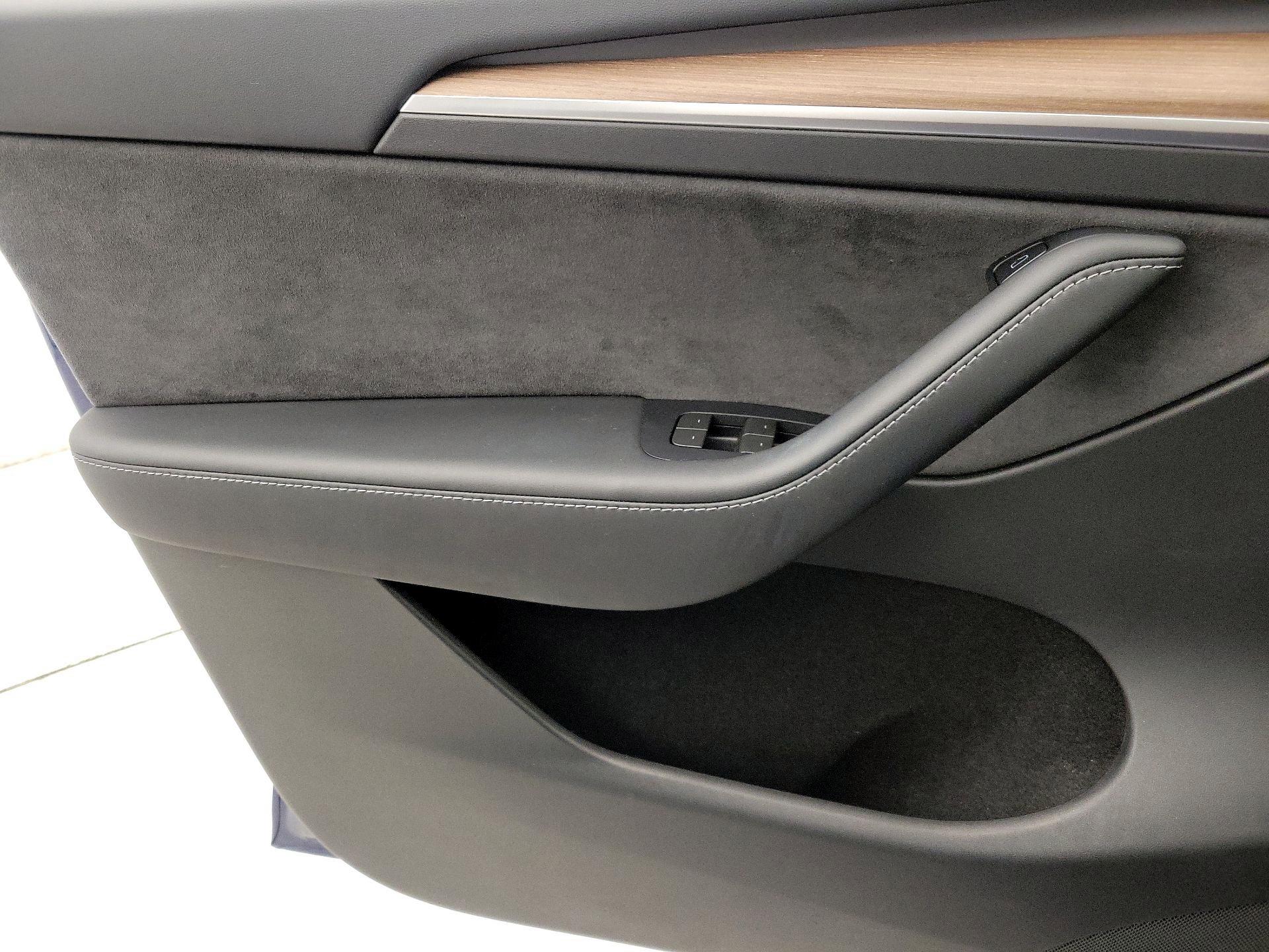 Thumbnail: 2024 Tesla Model Y - 12