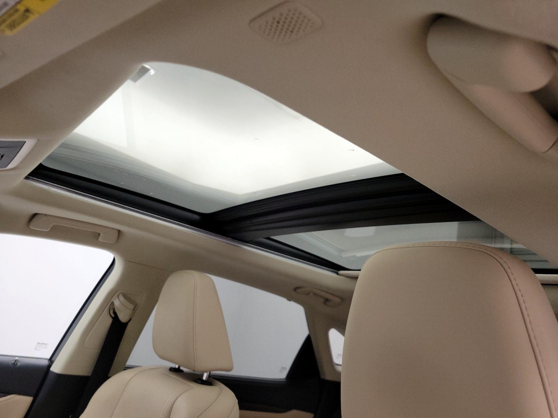Thumbnail: 2021 Lexus RX - 20