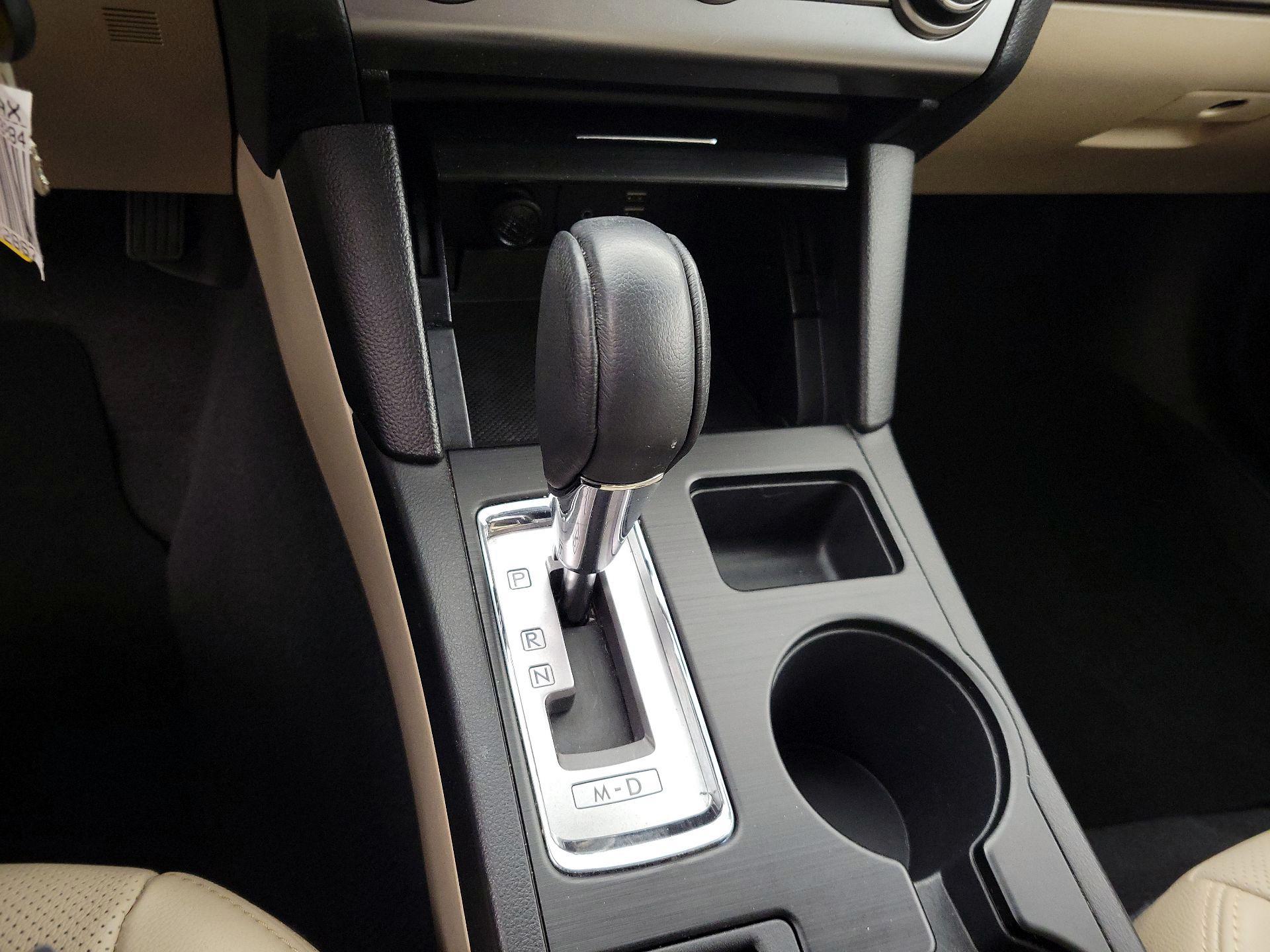 Thumbnail: 2015 Subaru Outback - 17