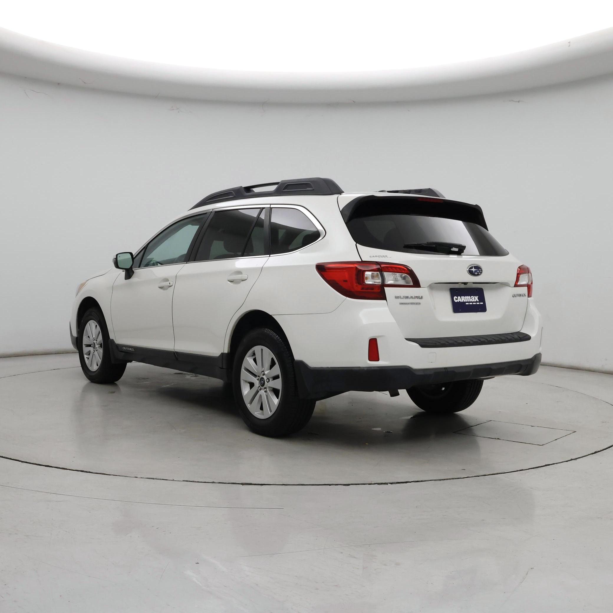 Thumbnail: 2015 Subaru Outback - 2