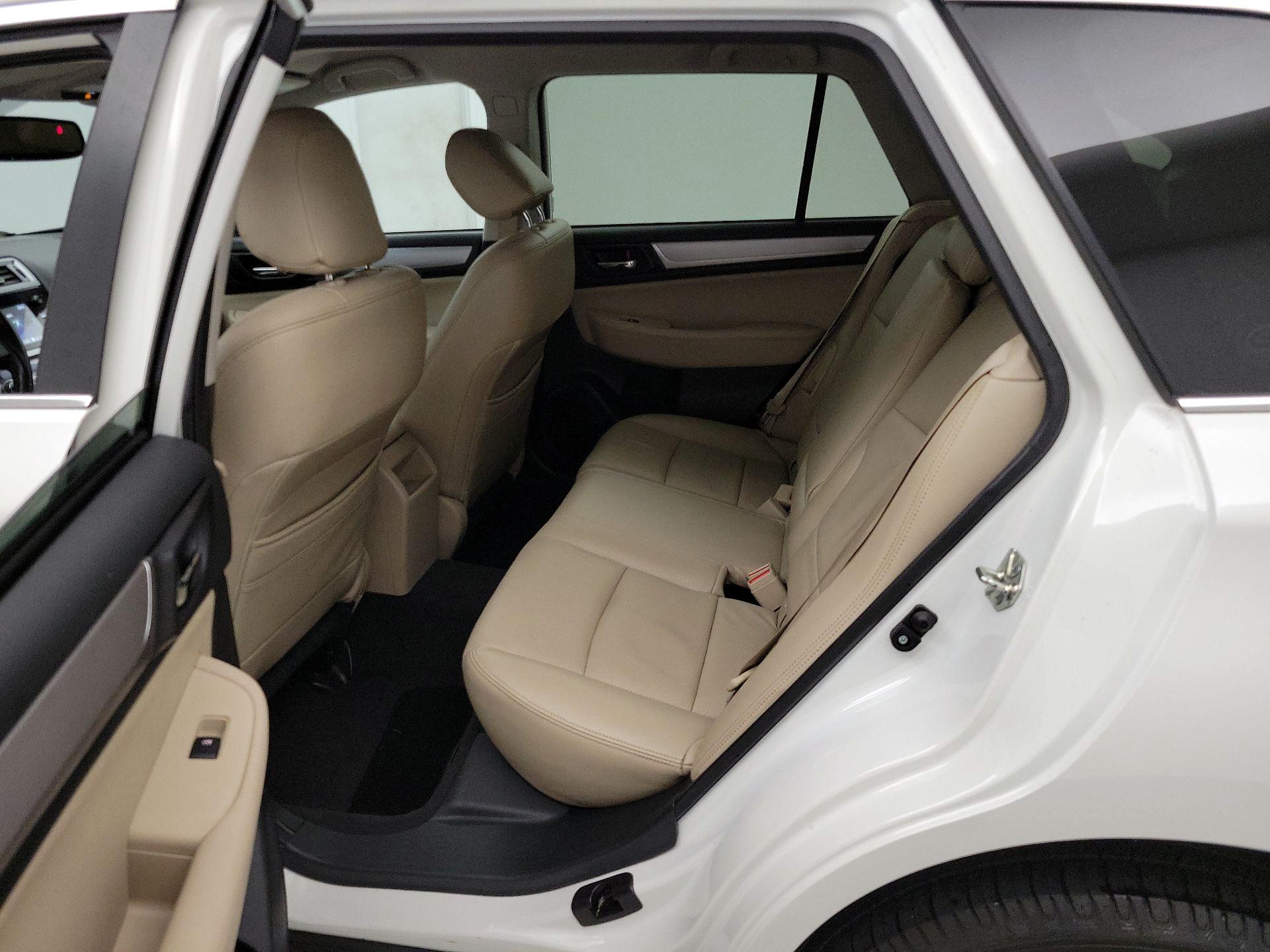 Thumbnail: 2015 Subaru Outback - 19