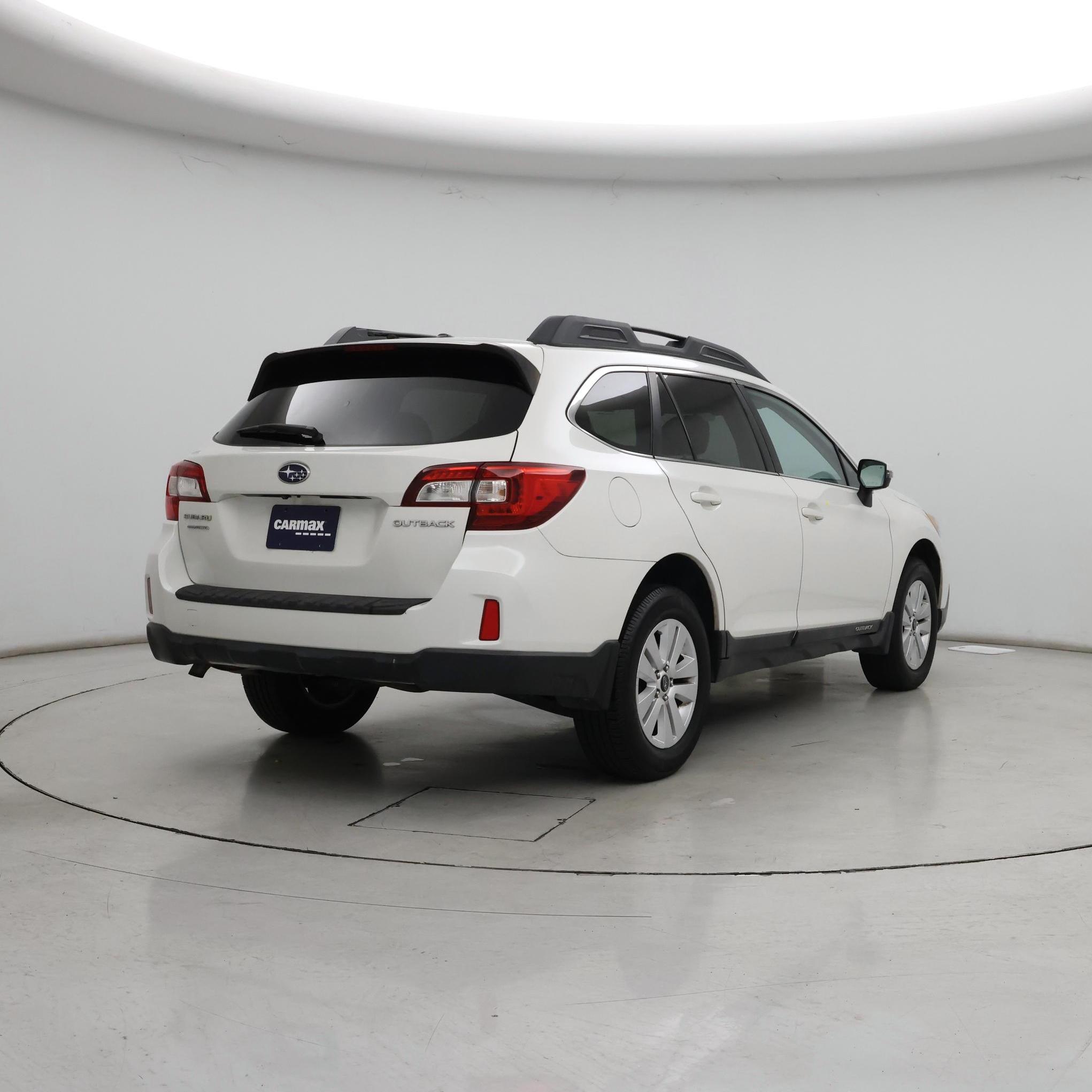 Thumbnail: 2015 Subaru Outback - 8