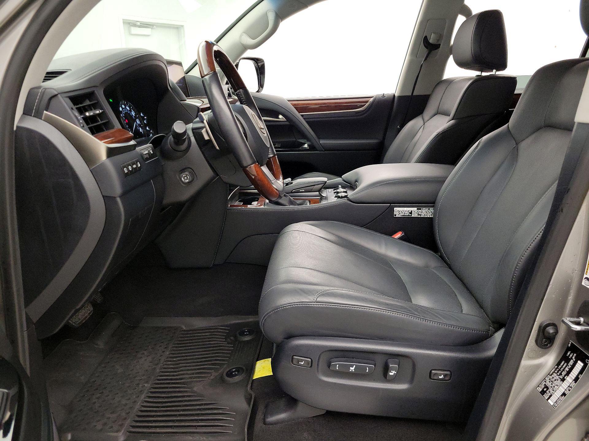 Thumbnail: 2021 Lexus LX - 11