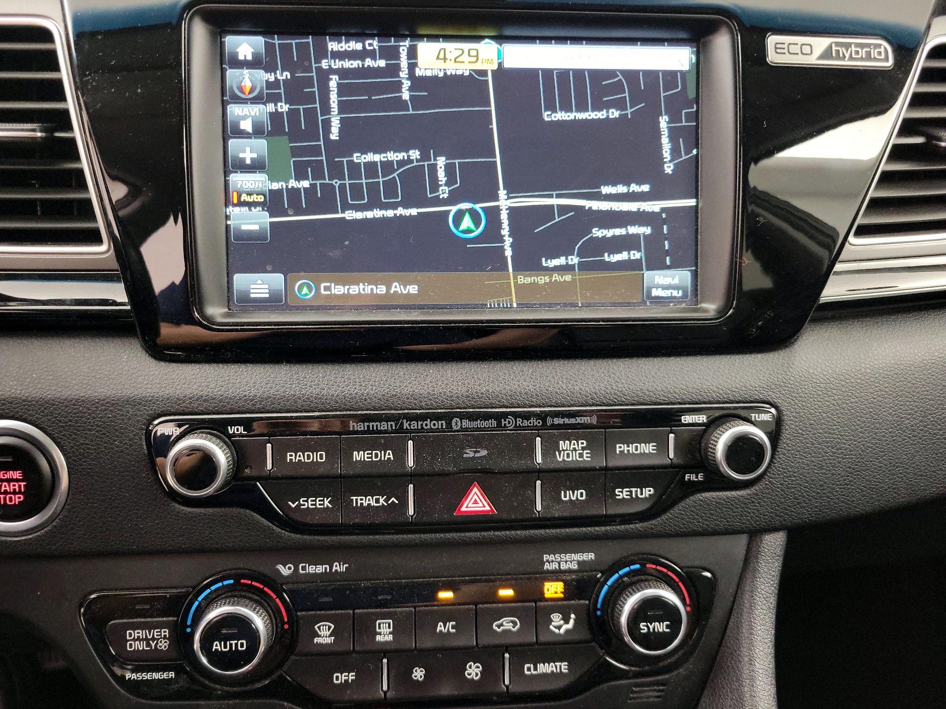 Thumbnail: 2017 Kia Niro - 14