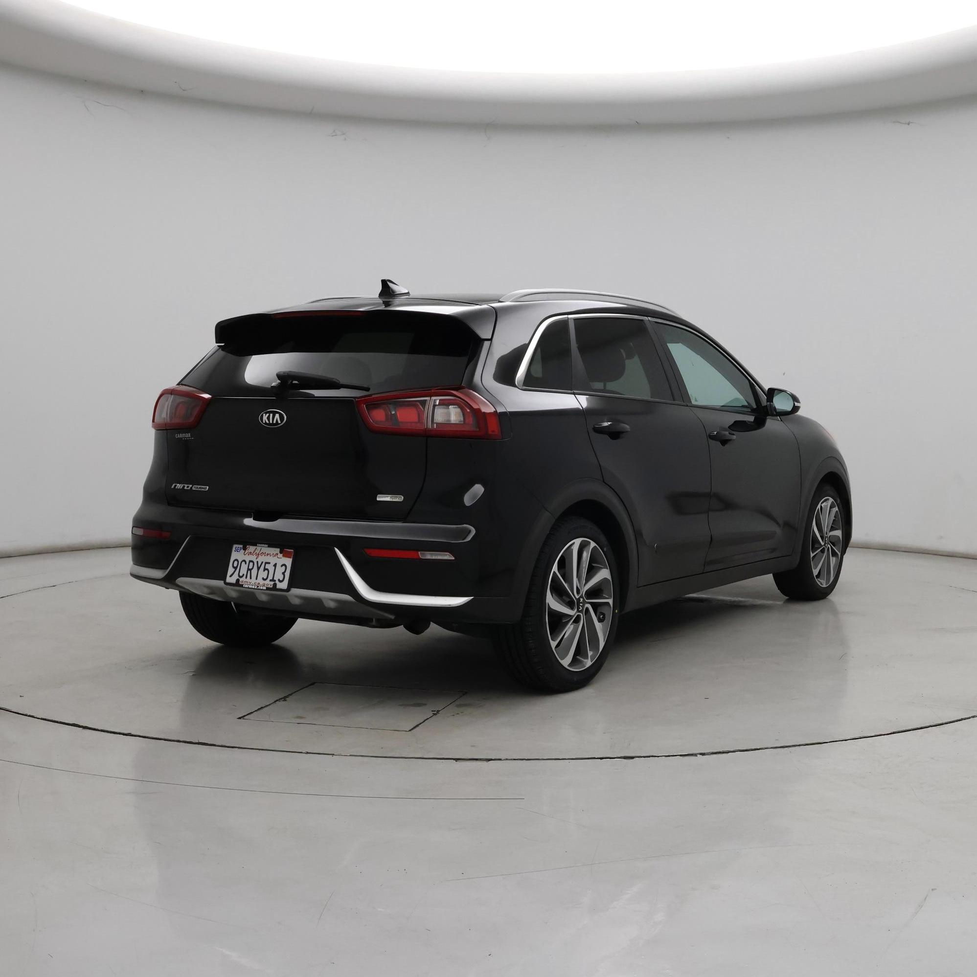 Thumbnail: 2017 Kia Niro - 8