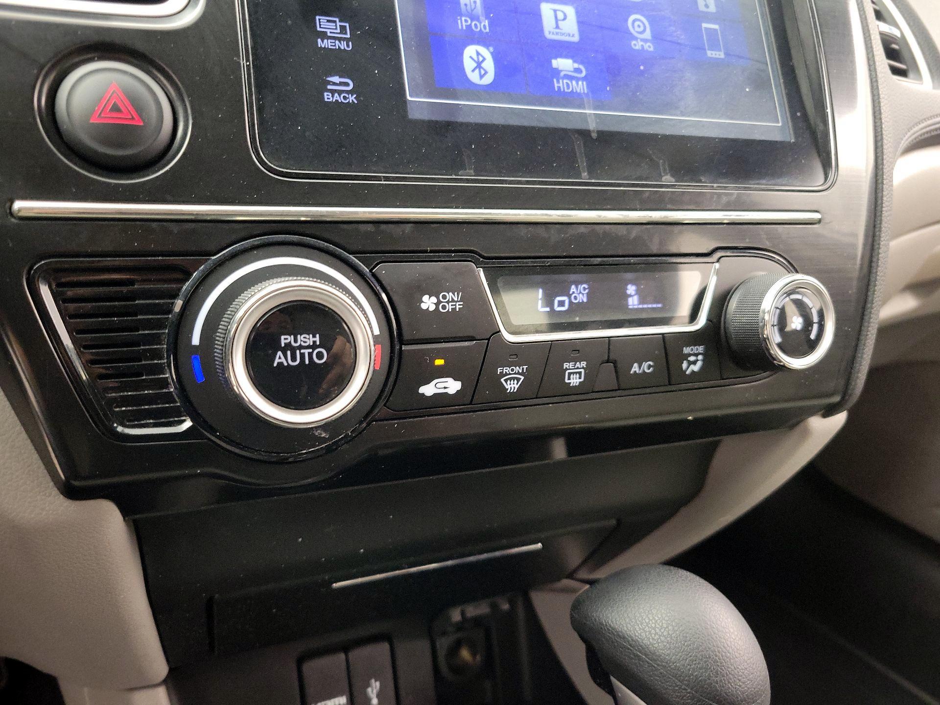 Thumbnail: 2015 Honda Civic - 16