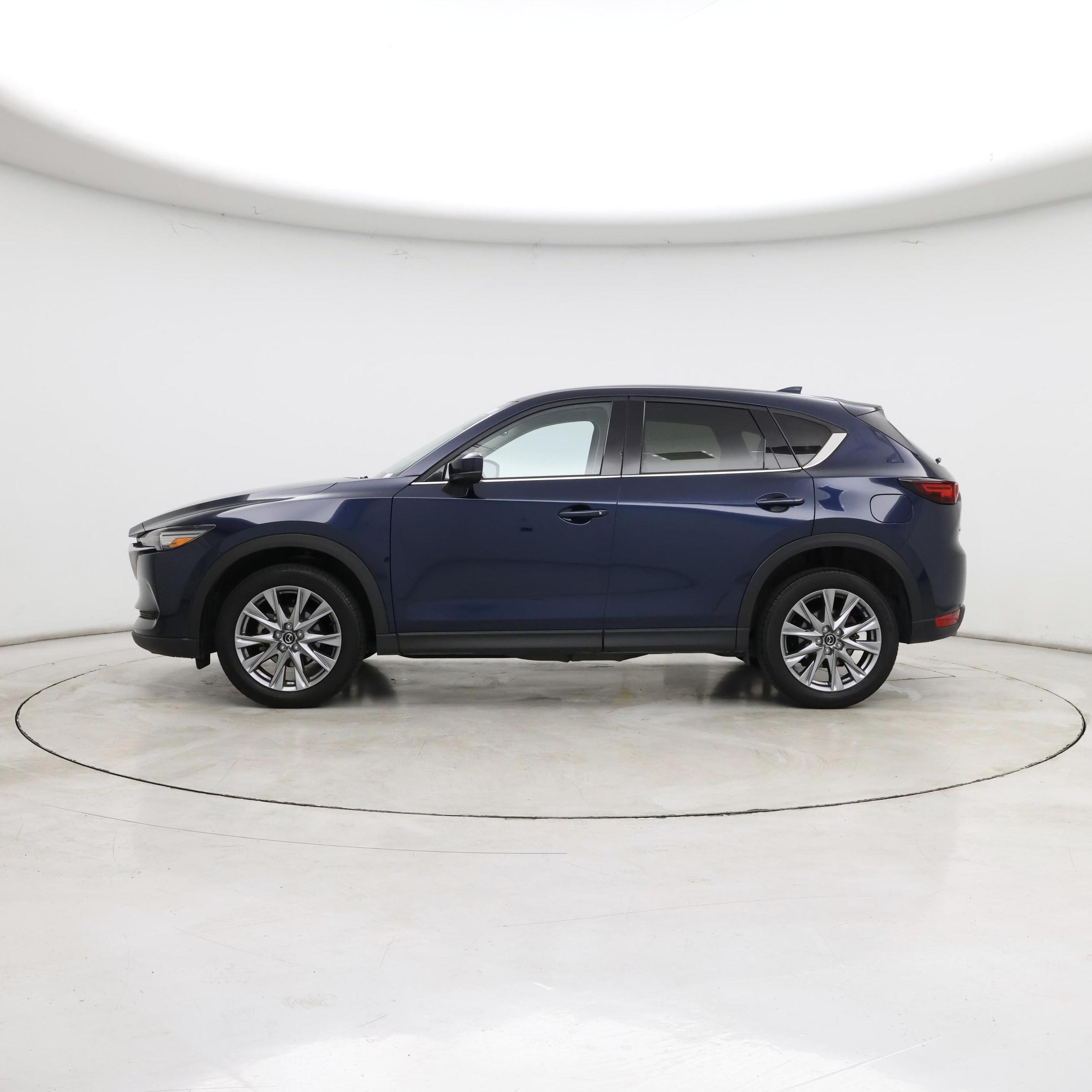 Thumbnail: 2021 Mazda CX-5 - 3