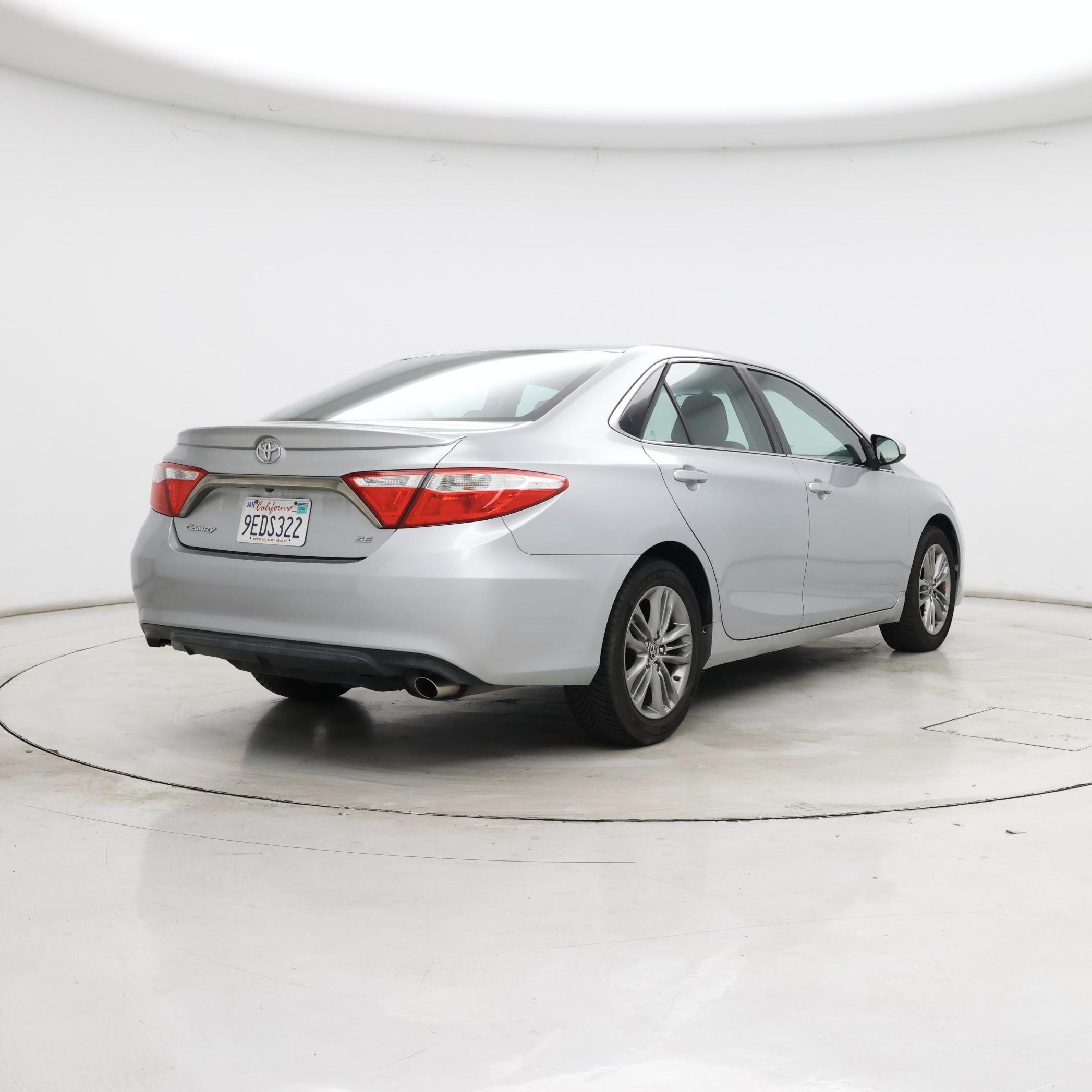 Thumbnail: 2015 Toyota Camry - 8