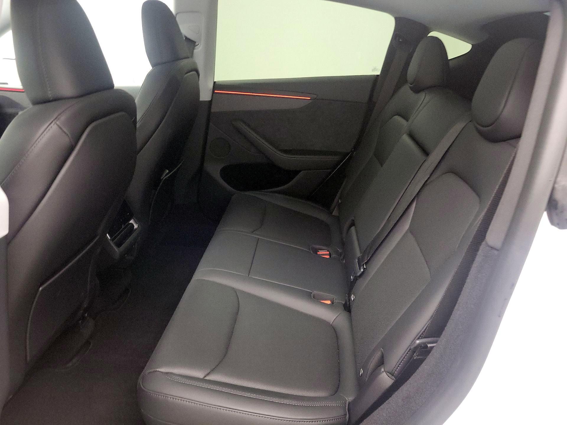 Thumbnail: 2026 Tesla Model Y - 18